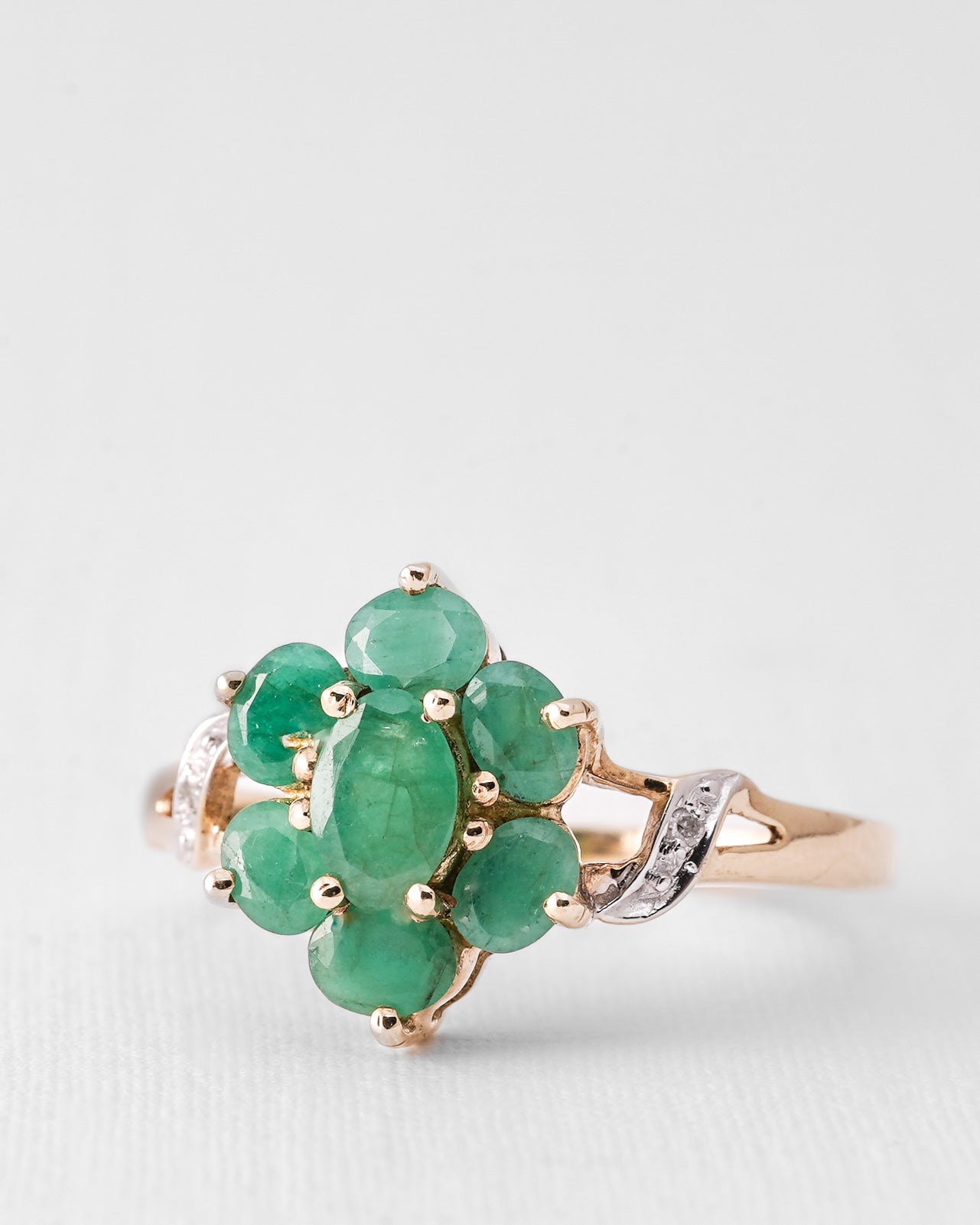 Amaris | Vintage Smaragd & Diamant Cluster Ring