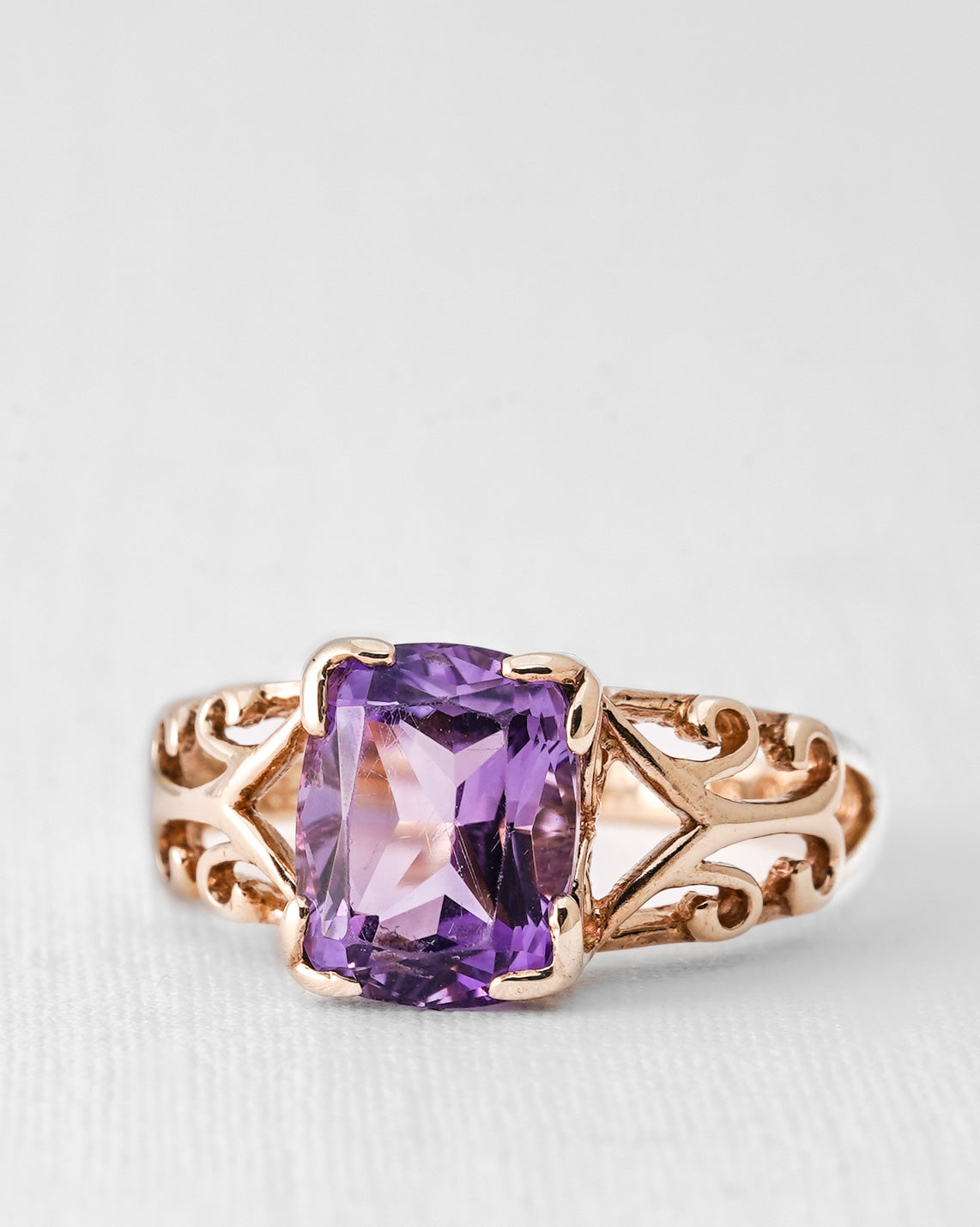 Deliane | Vintage Amethist Solitair Ring