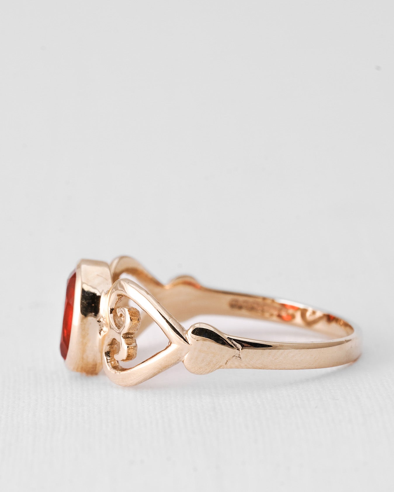 Caliste | Vintage Vuur Opaal Solitair Ring