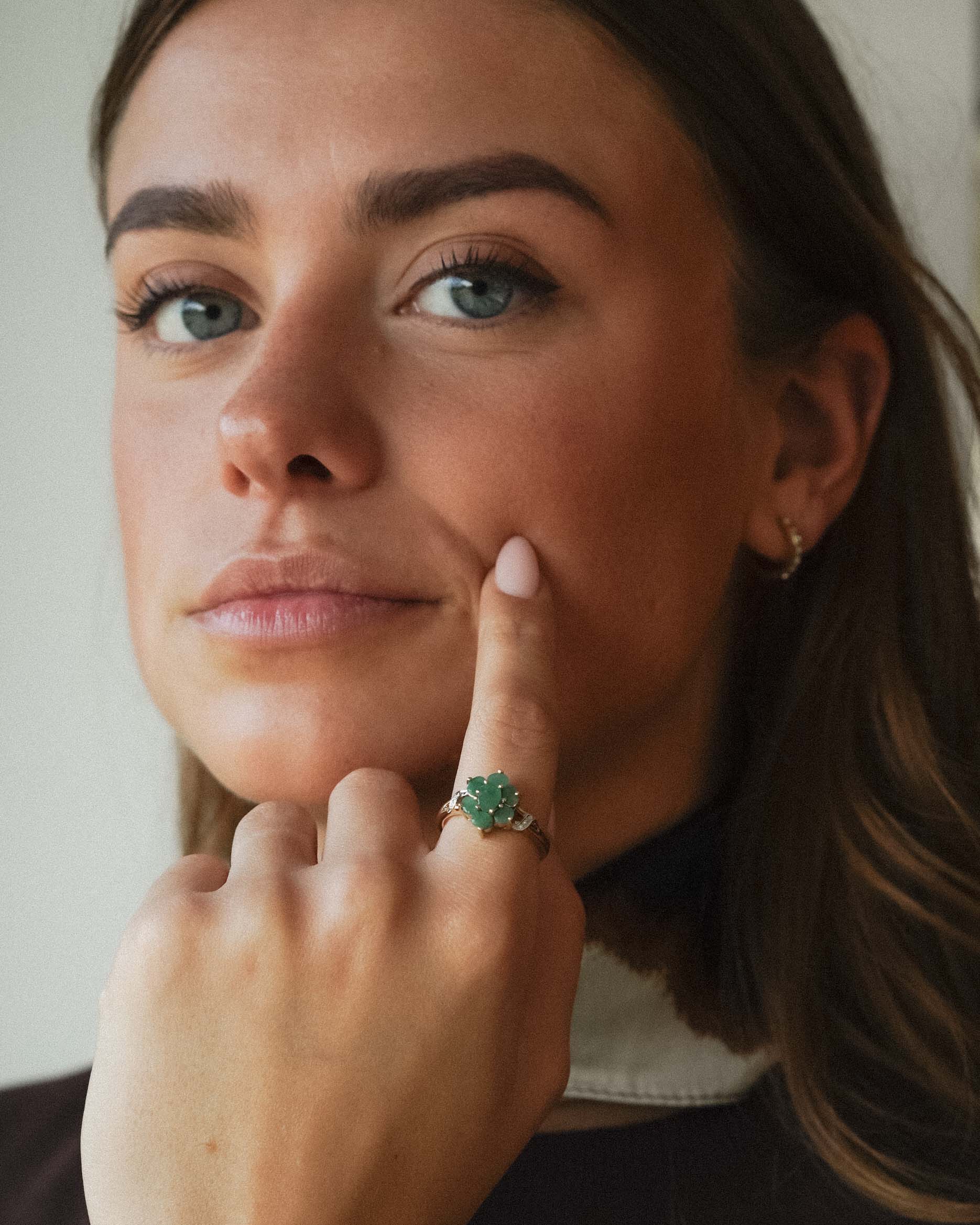 Amaris | Vintage Smaragd & Diamant Cluster Ring