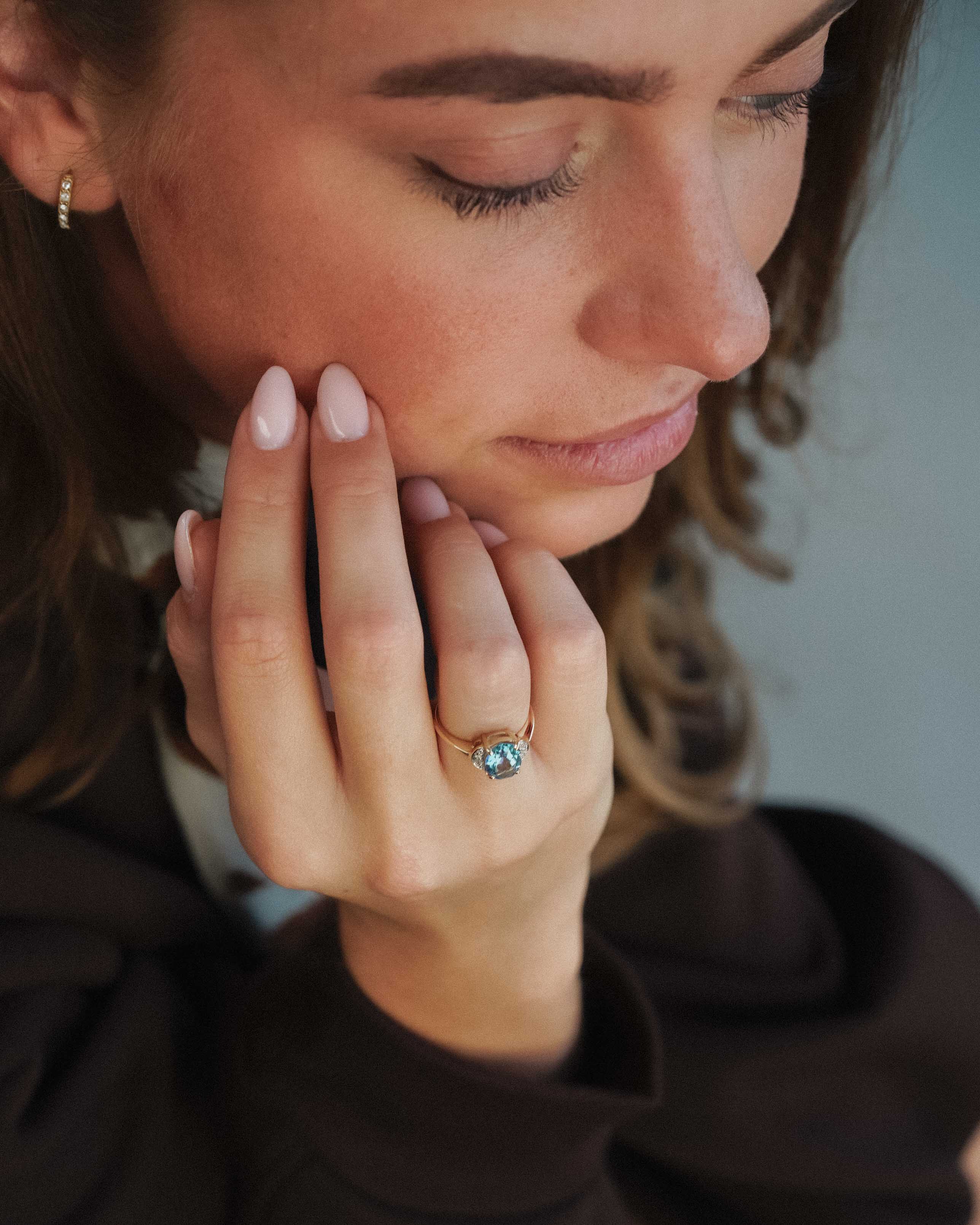 Serenne | Vintage Topaas Solitair & Diamant Details Ring