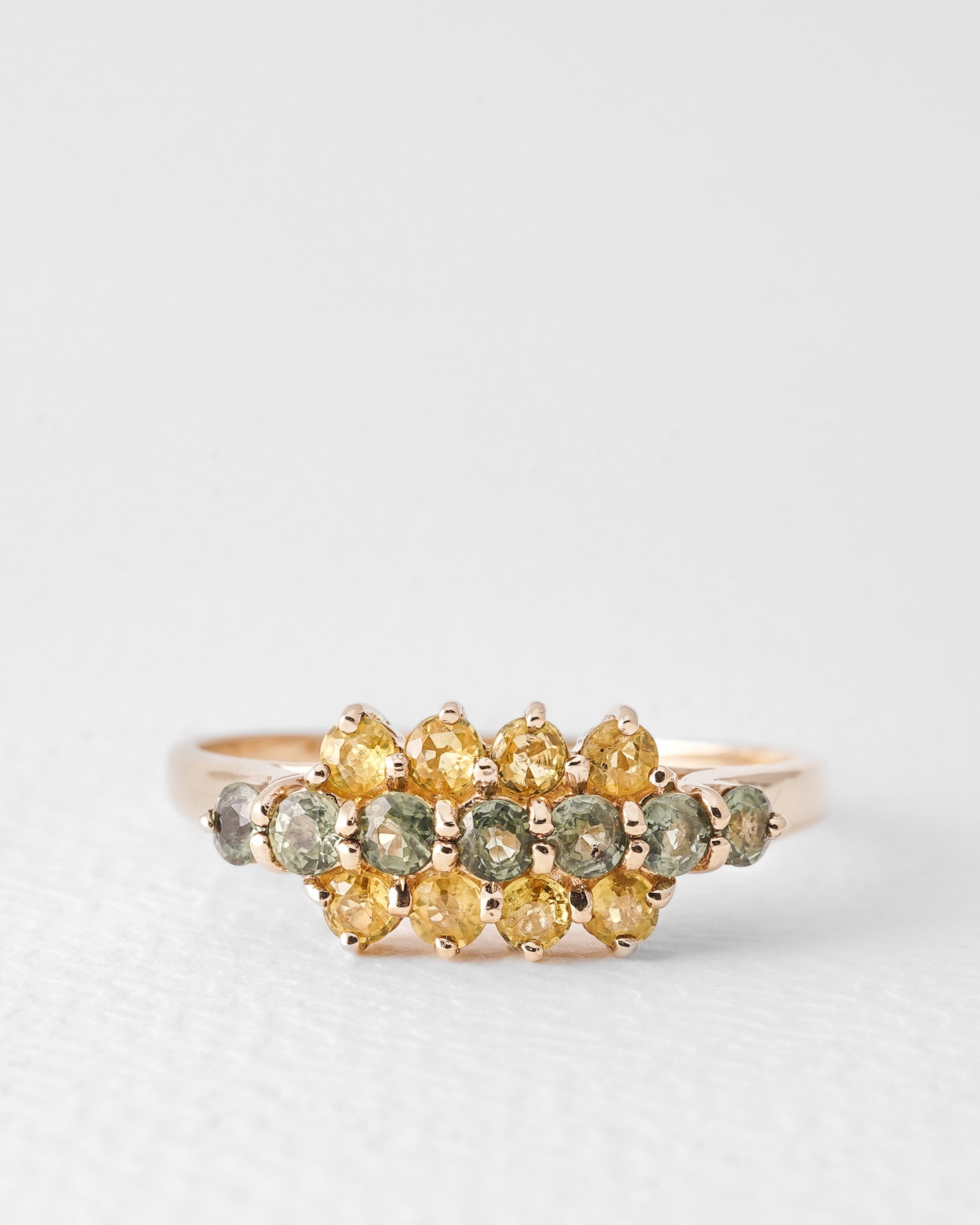 Tami | Vintage Geel & Groene Saffier Cluster Ring
