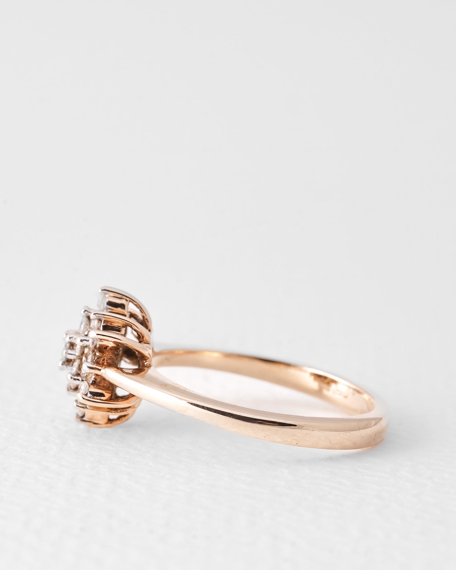 Kira | Vintage Diamond Cluster Ring