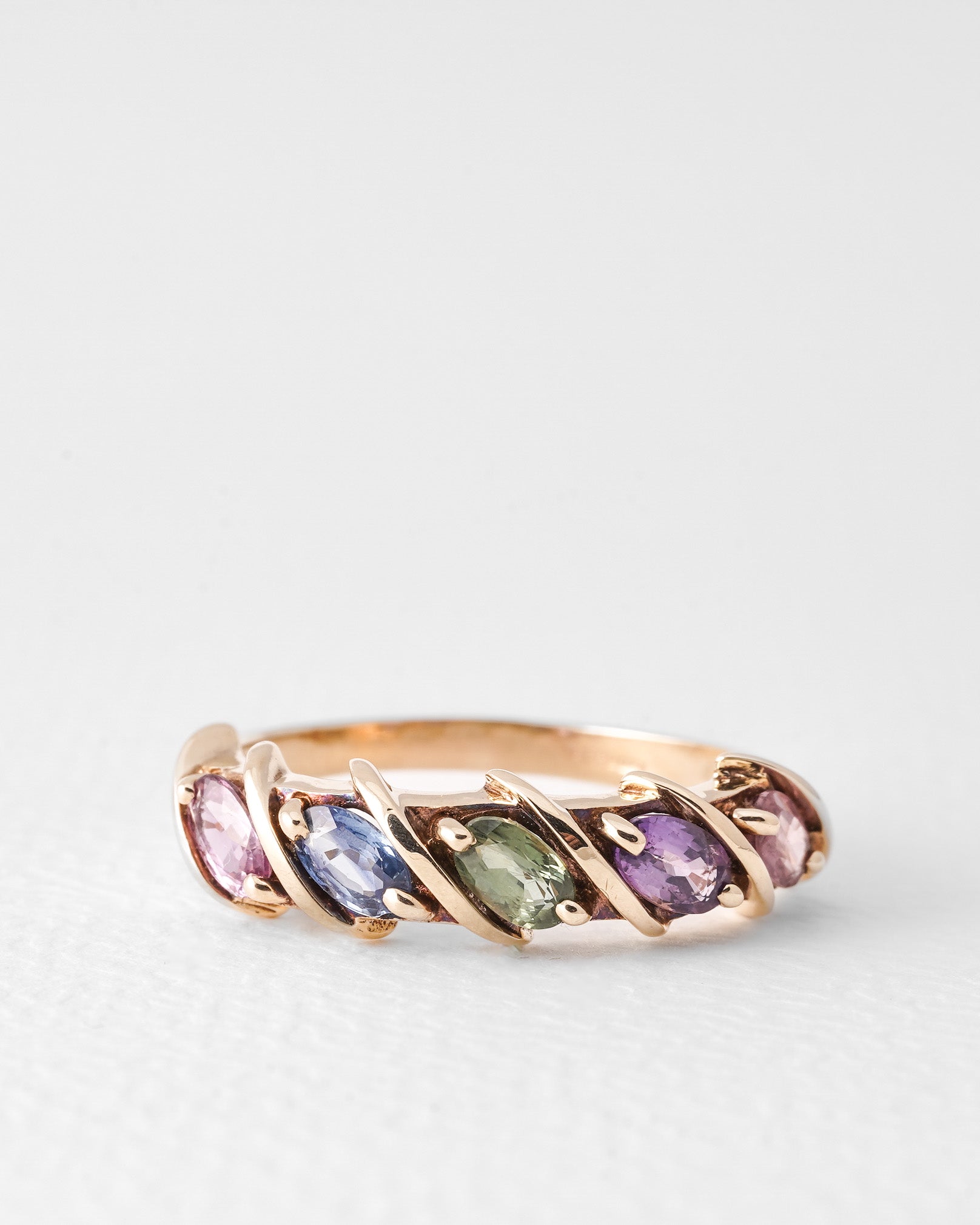 Alia | Vintage Gouden Multi Gekleurde Saffier Ring