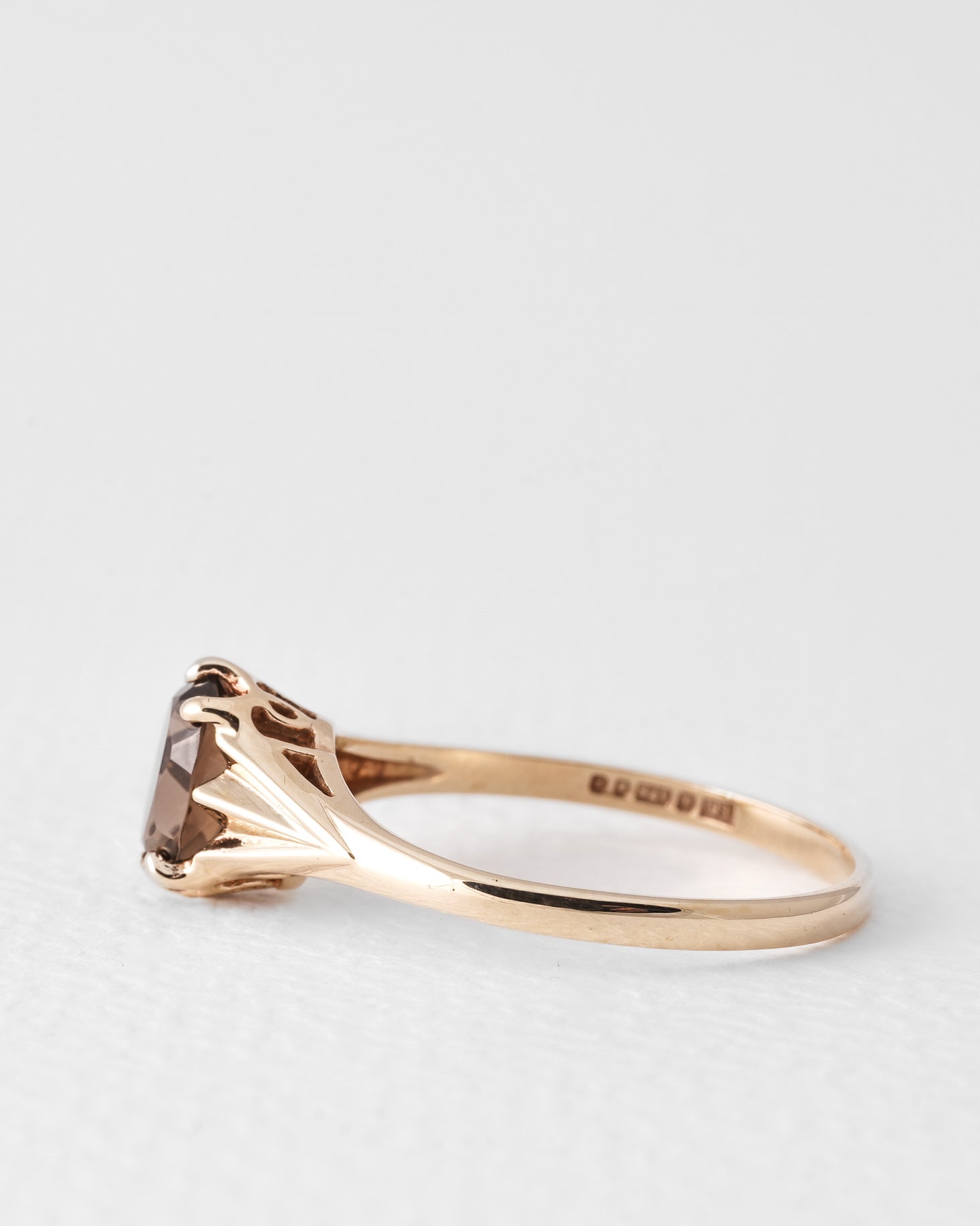 Liva | Vintage Smokey Kwarts Solitaire Ring
