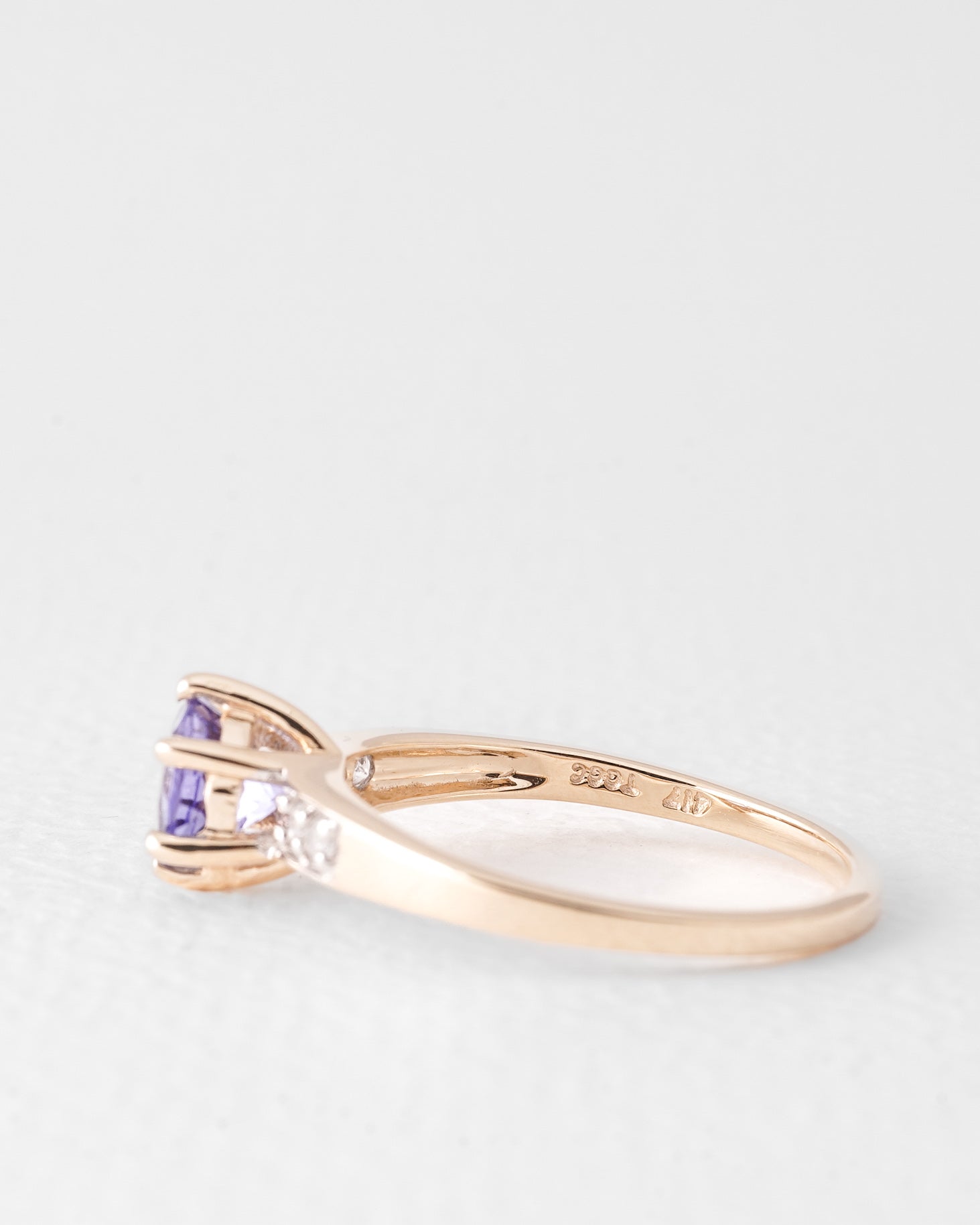 Niva | Vintage Tanzaniet & Witte Saffier Cluster Ring