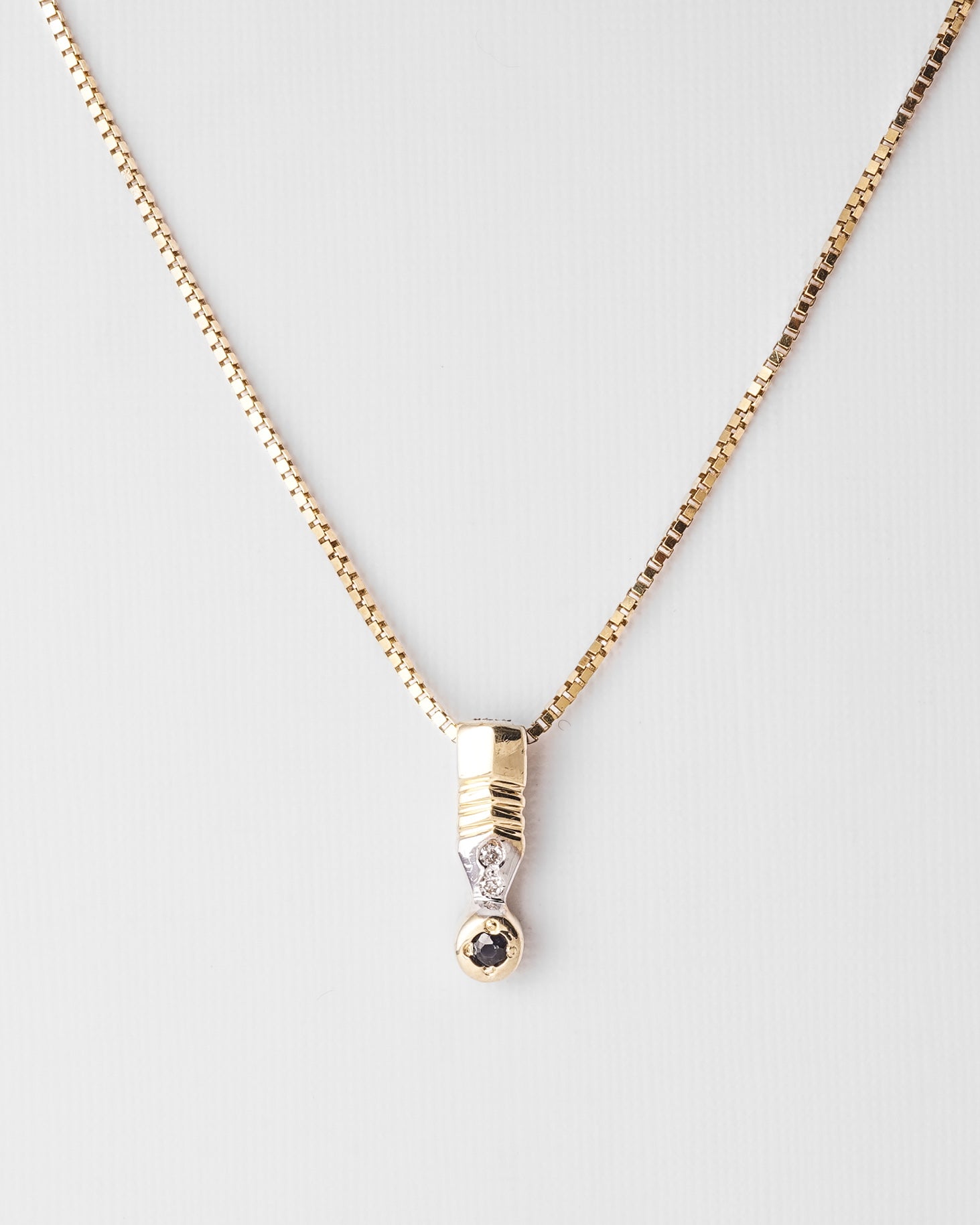Maeva | 14K Wit & Geel Gouden Diamant & Saffier Hanger