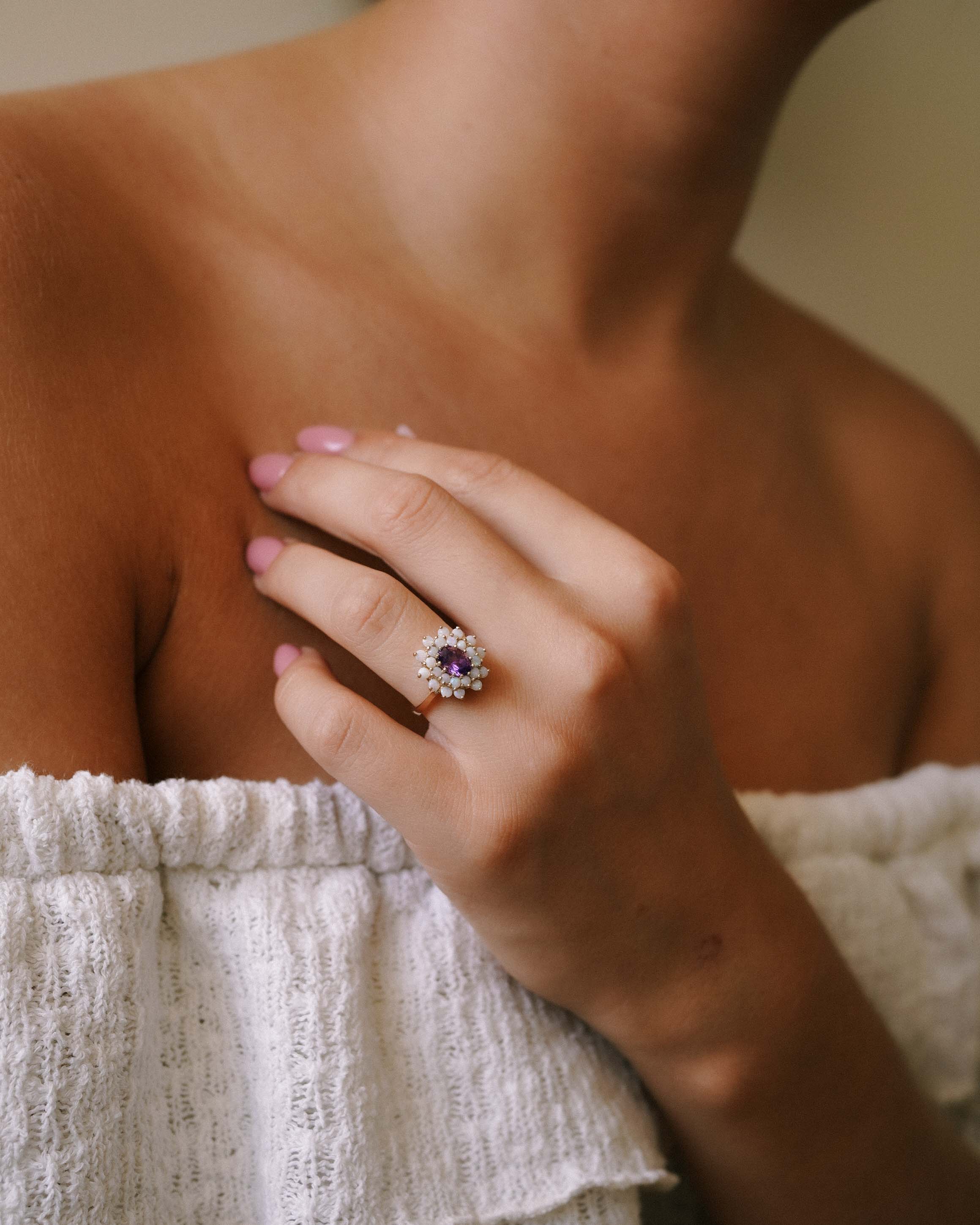 Lira | Vintage Amethist & Opaal Ring