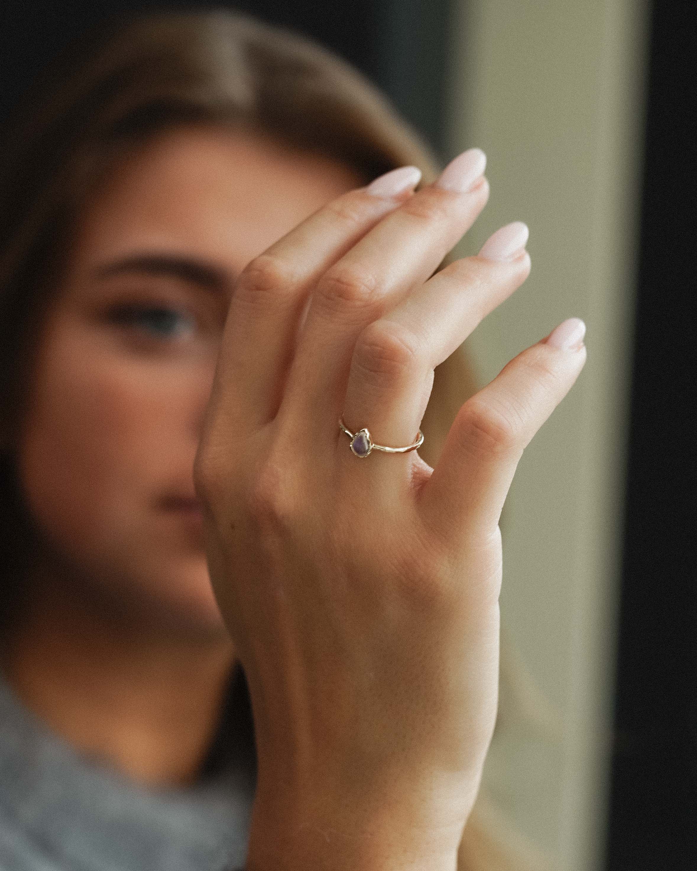 Maelis | 14K Maansteen Solitair Pear Cut Ring