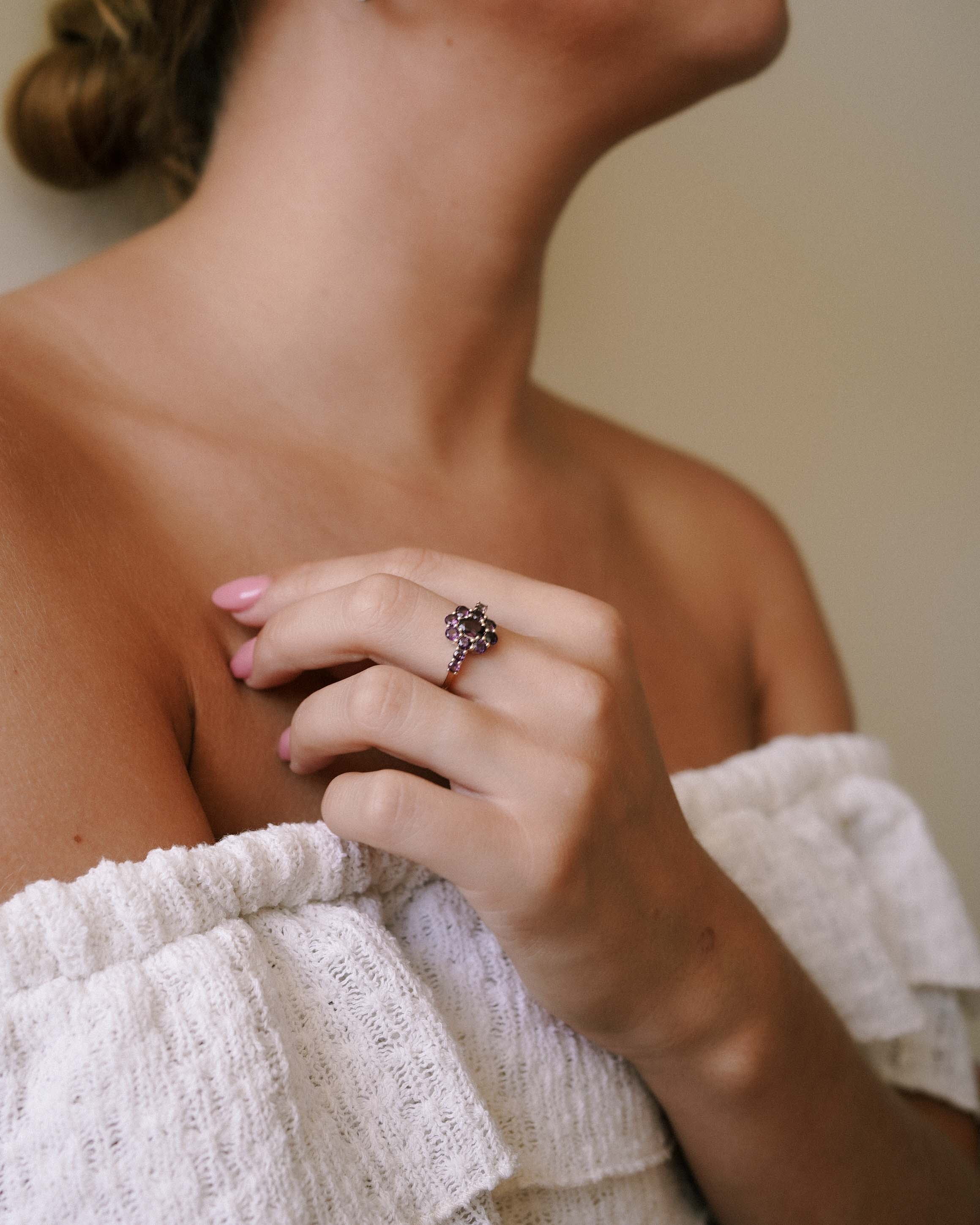 Nala | Vintage Spinel Cluster Ring