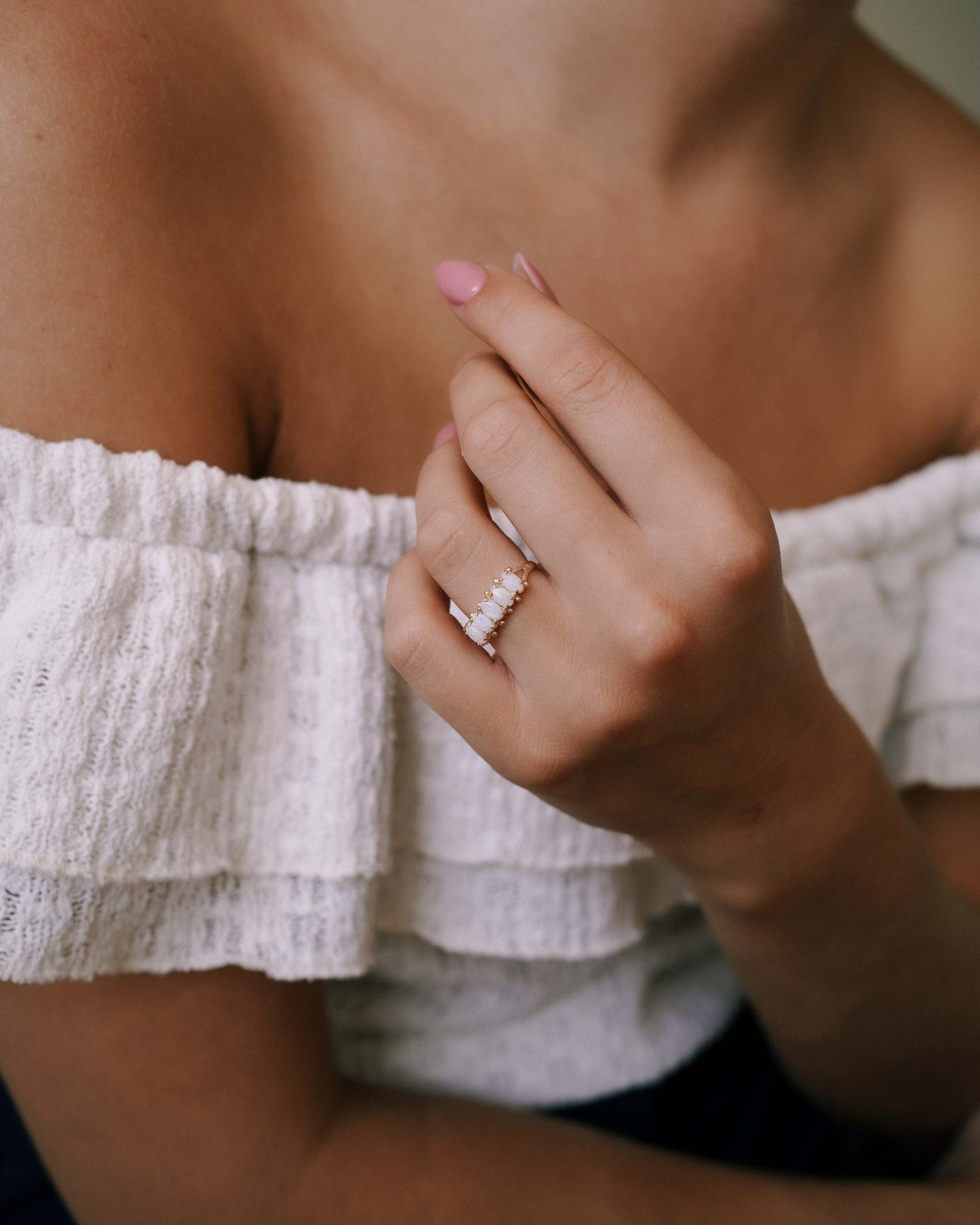 Evi | Vintage Opaal Ring