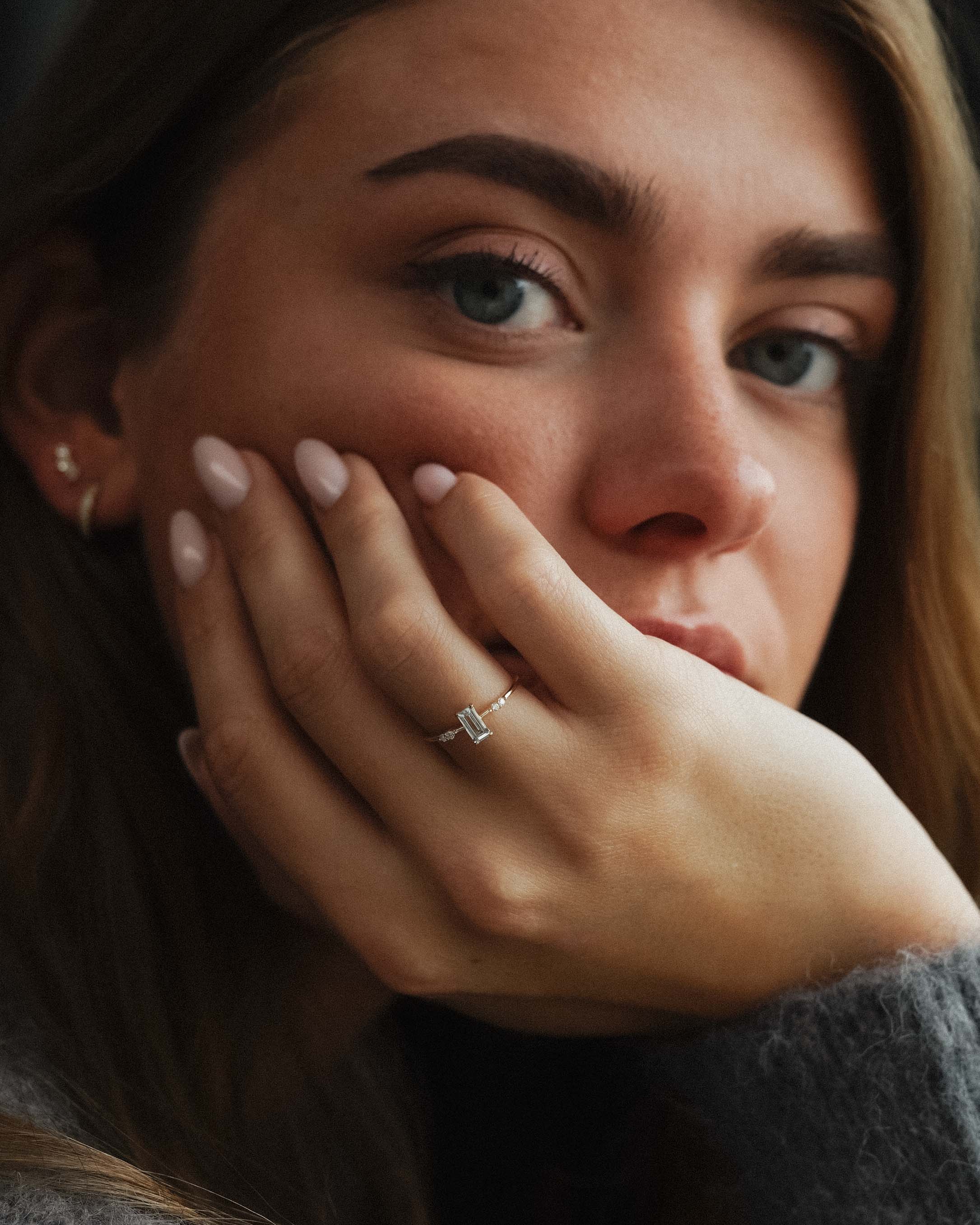 Novalie | 14K Aquamarijn Baguette Solitaire & Diamant Details Ring