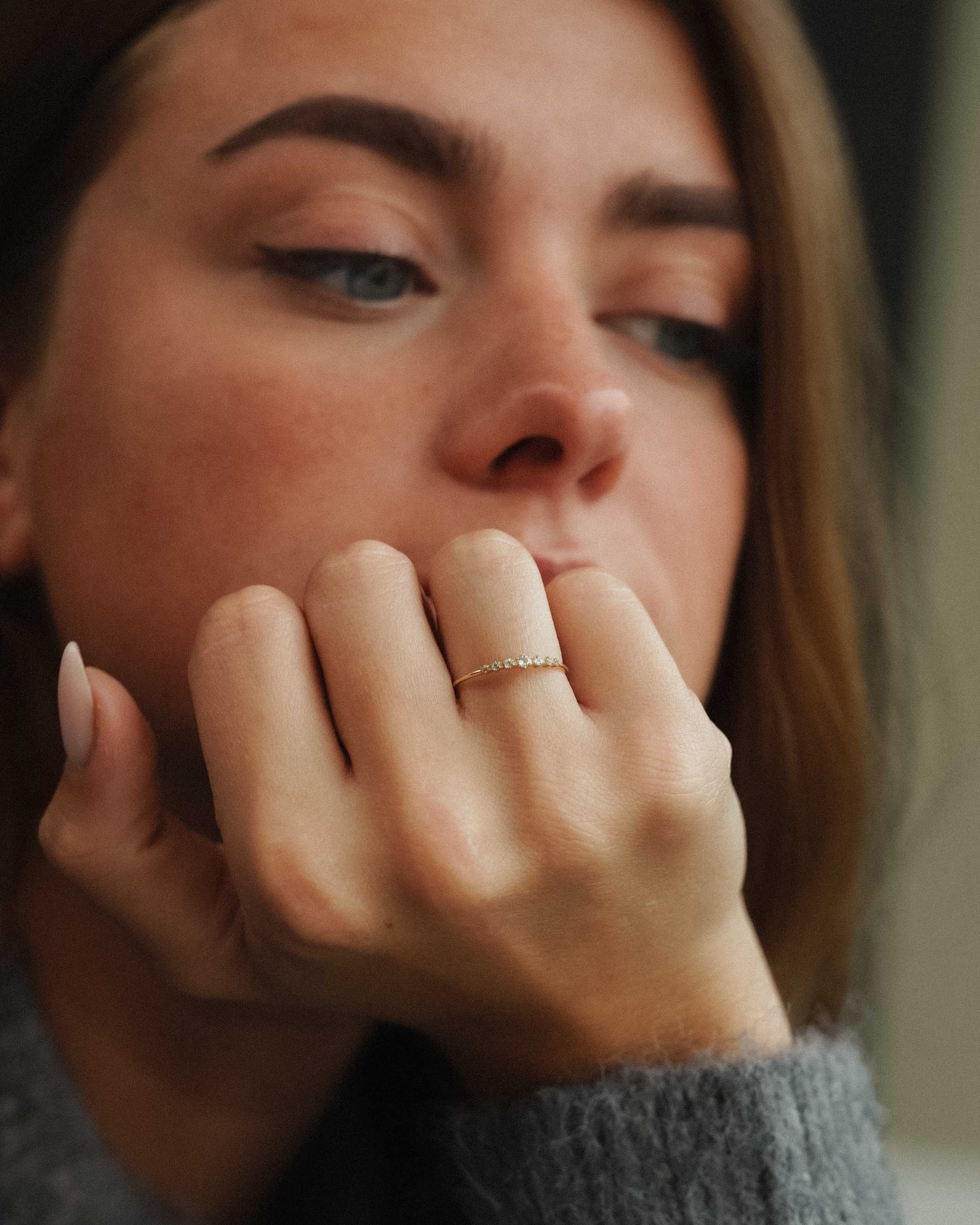 Celine | 14K Blauwe Topaas Stacking Ring