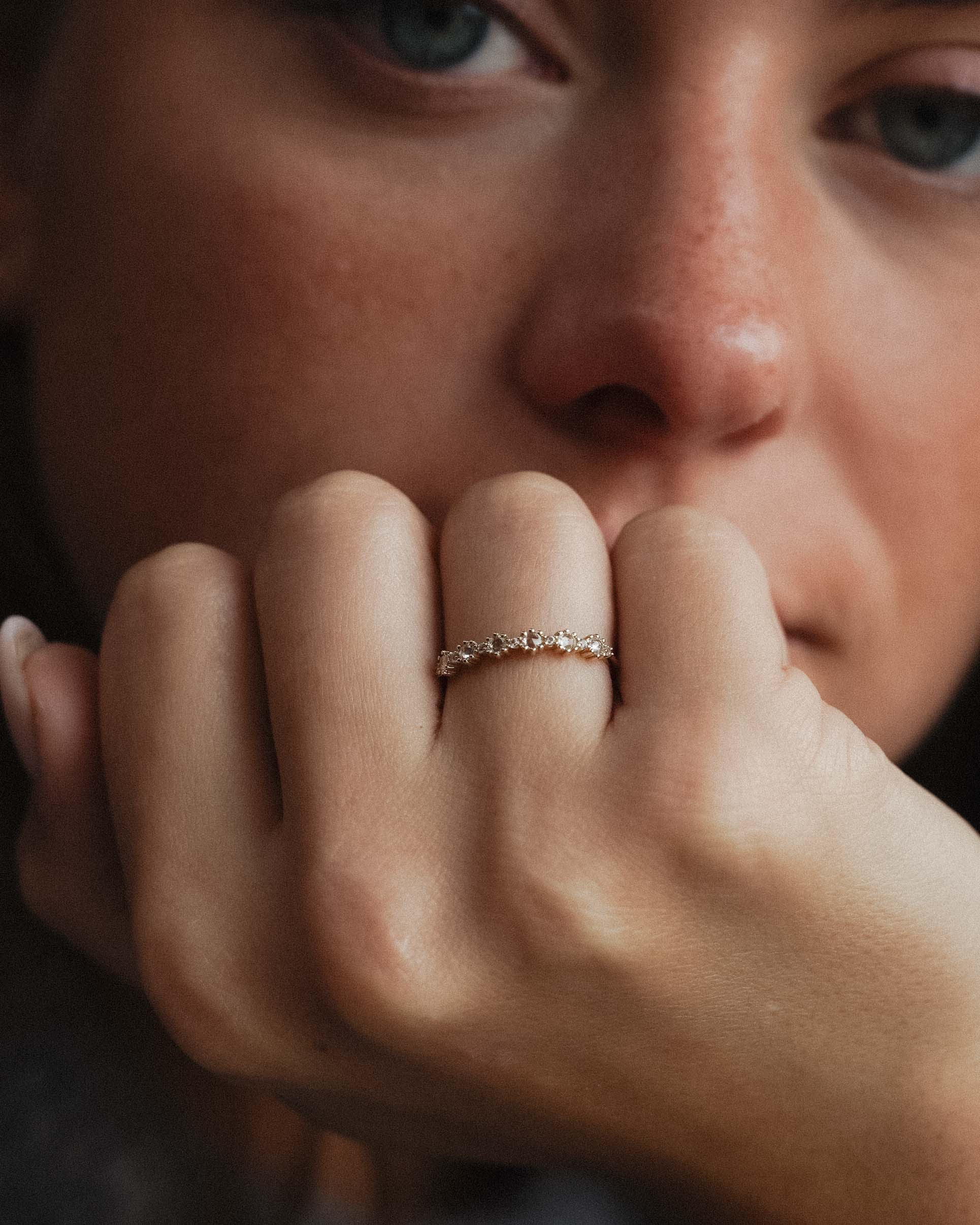 Calista | 14K Witte Saffier Pavé Ring