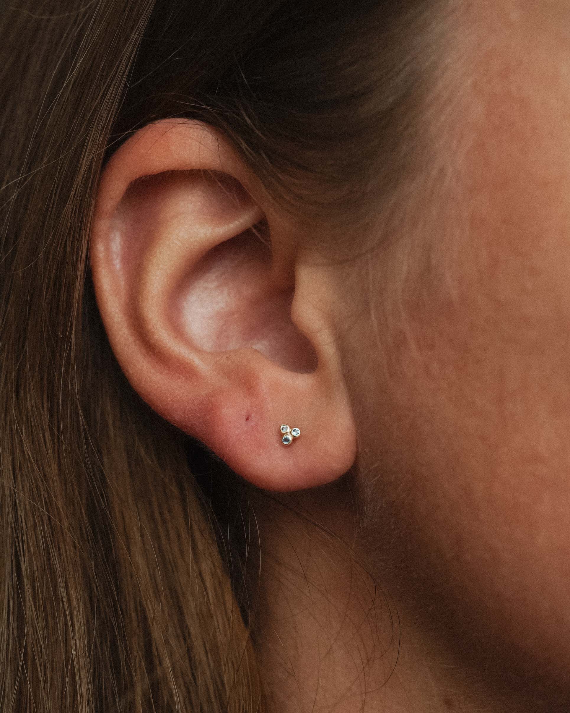 Thalie | 14K Blauwe Topaas Studs