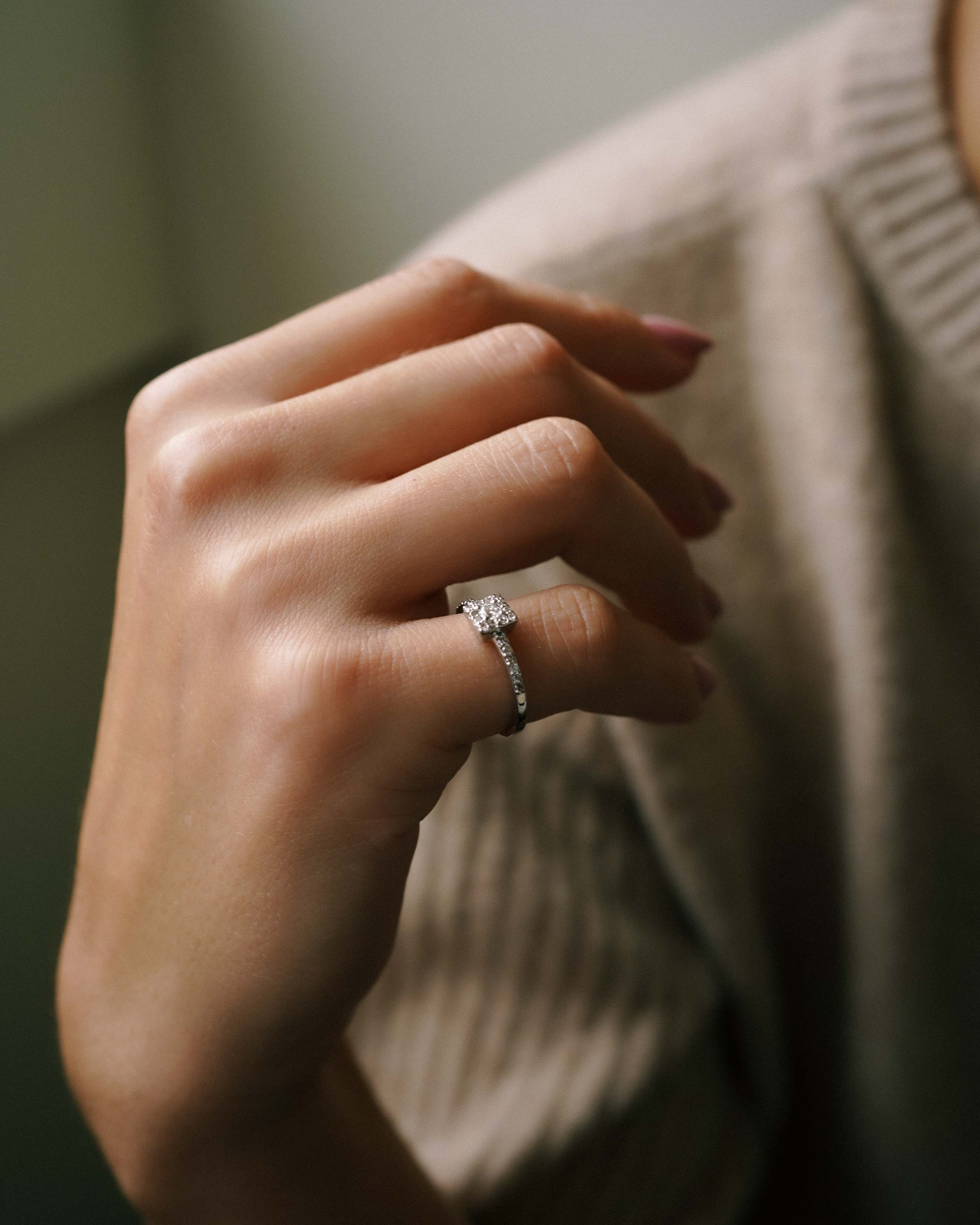 Maartje | 14K Wit Goud Briljant (0.34ct) Solitair Halo Ring