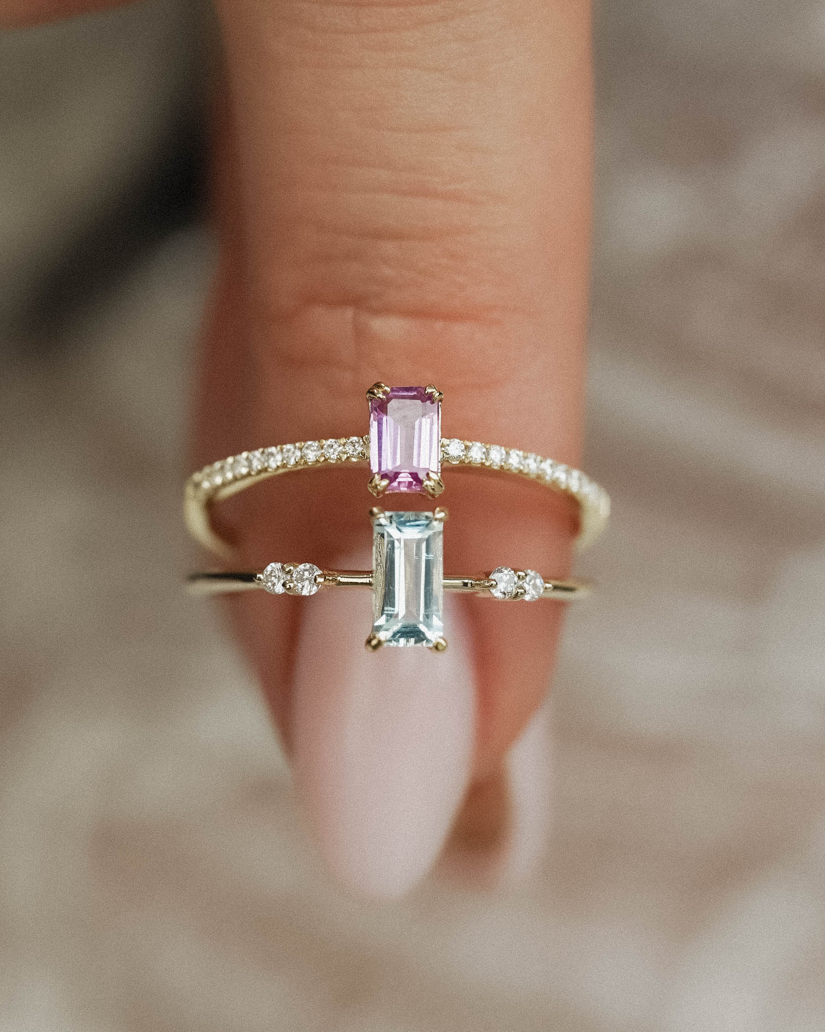 Seraphine | 14K Roze Baguette Saffier & Diamant Pavé Ring