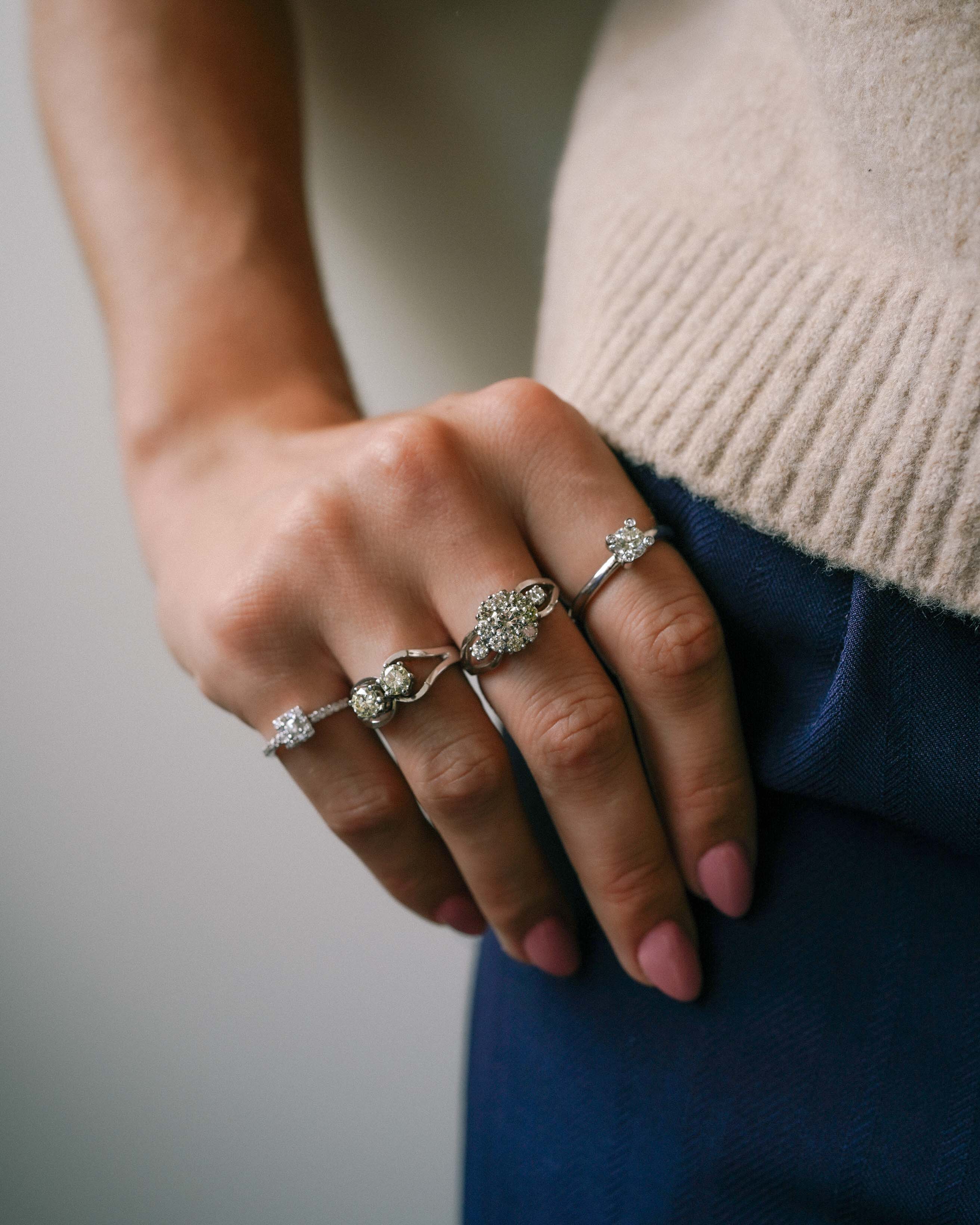 Elvira | 14K White Gold Brilliant (0.7ct) Solitaire Ring
