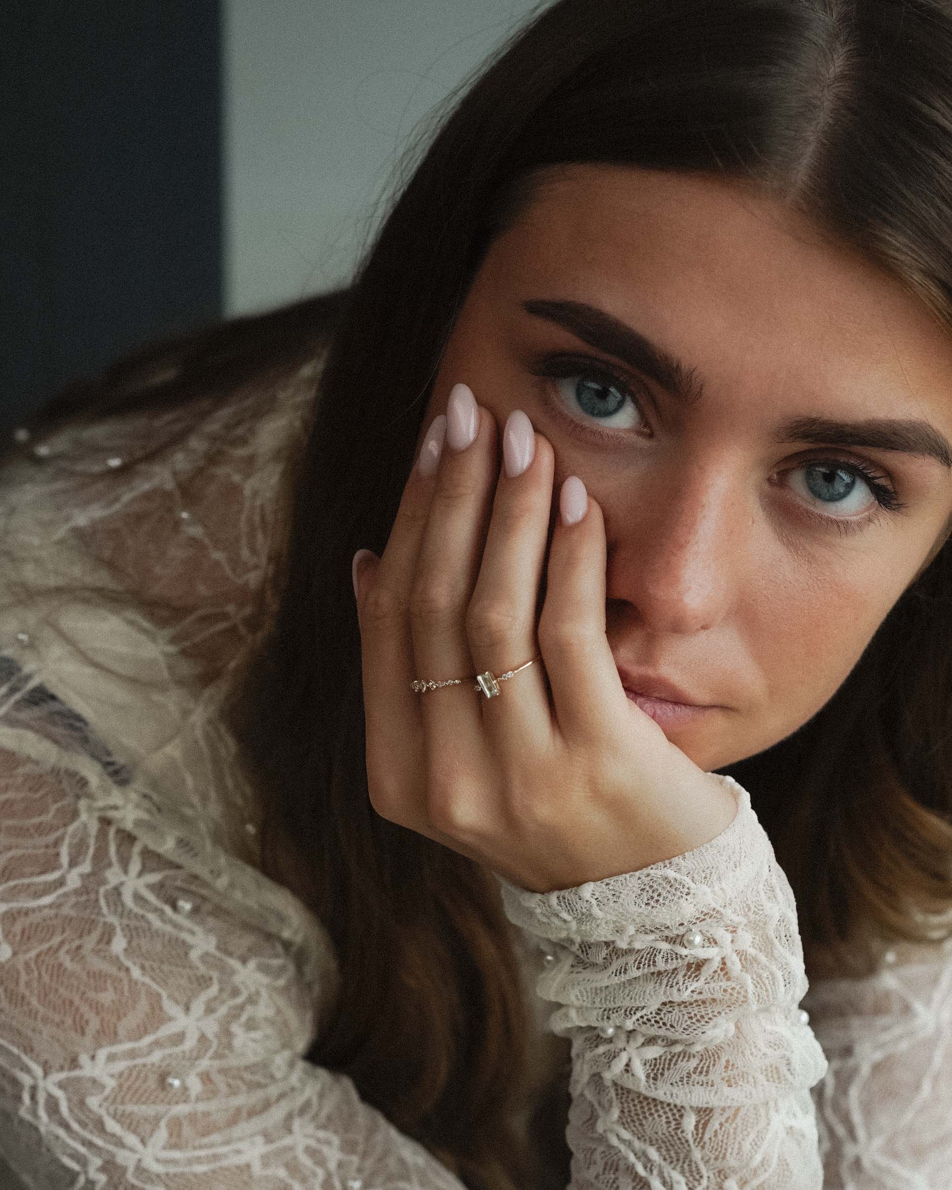 Evadne | 14K Witte Topaas Stacking Ring