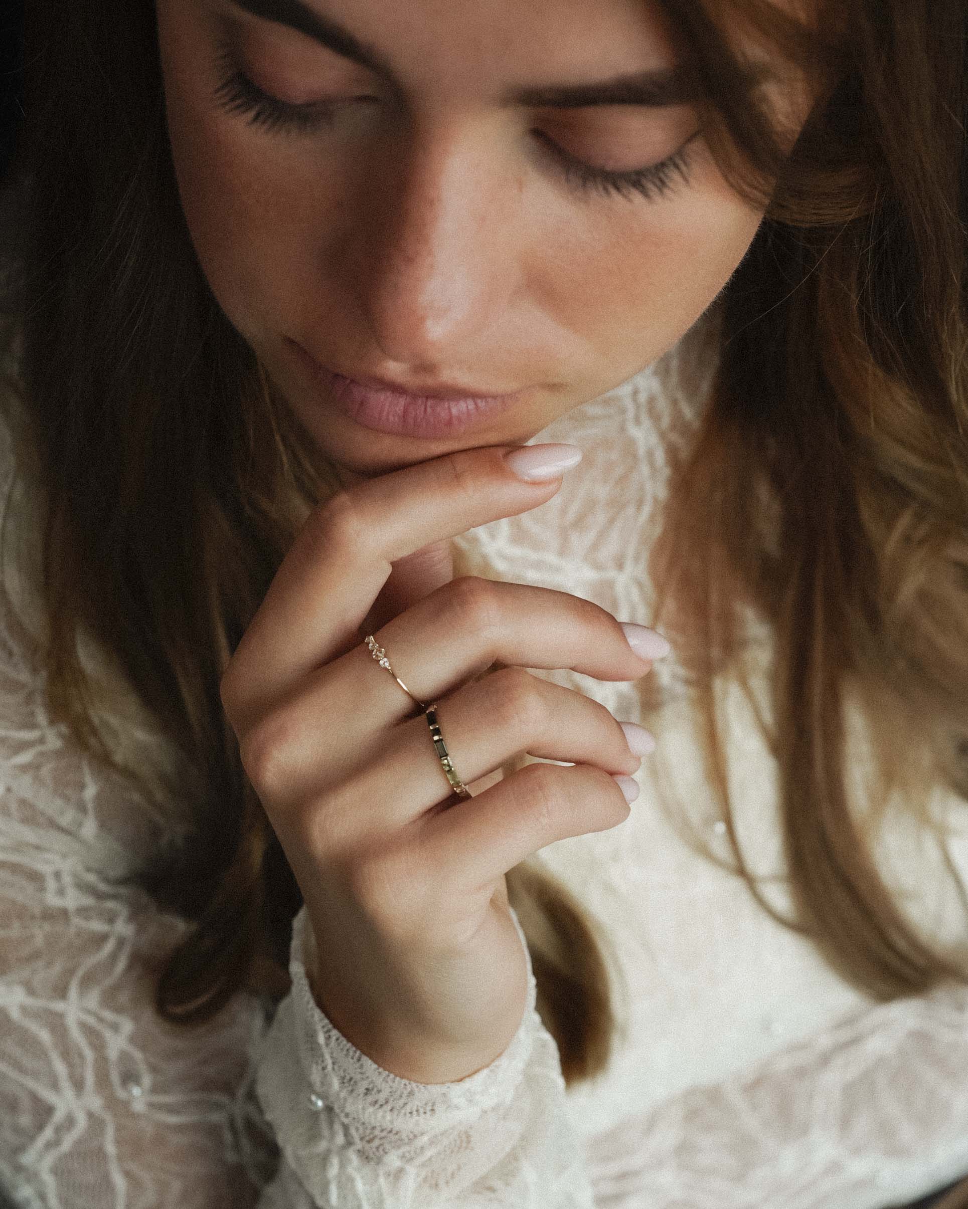 Mirelle | 14K Toermalijn, Olivijn & Witte Saffier Baguette Ring