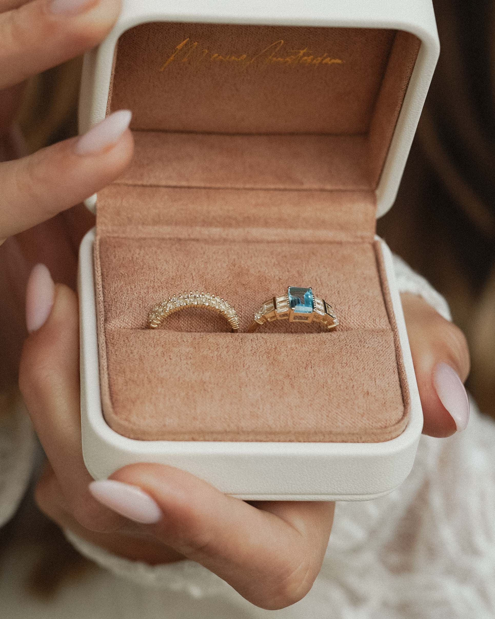 Corvina | 14K Blauwe Topaas & Witte Saffier Statement Ring