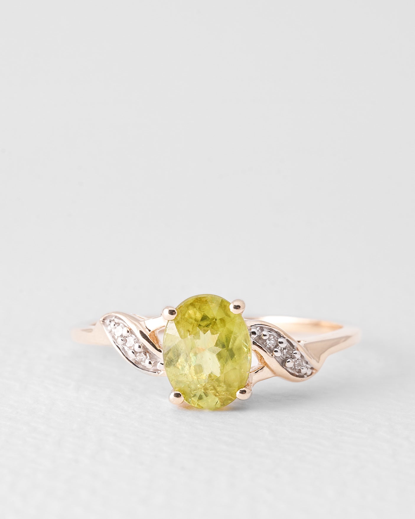 Liva | Vintage Titaniet & Diamant Ring