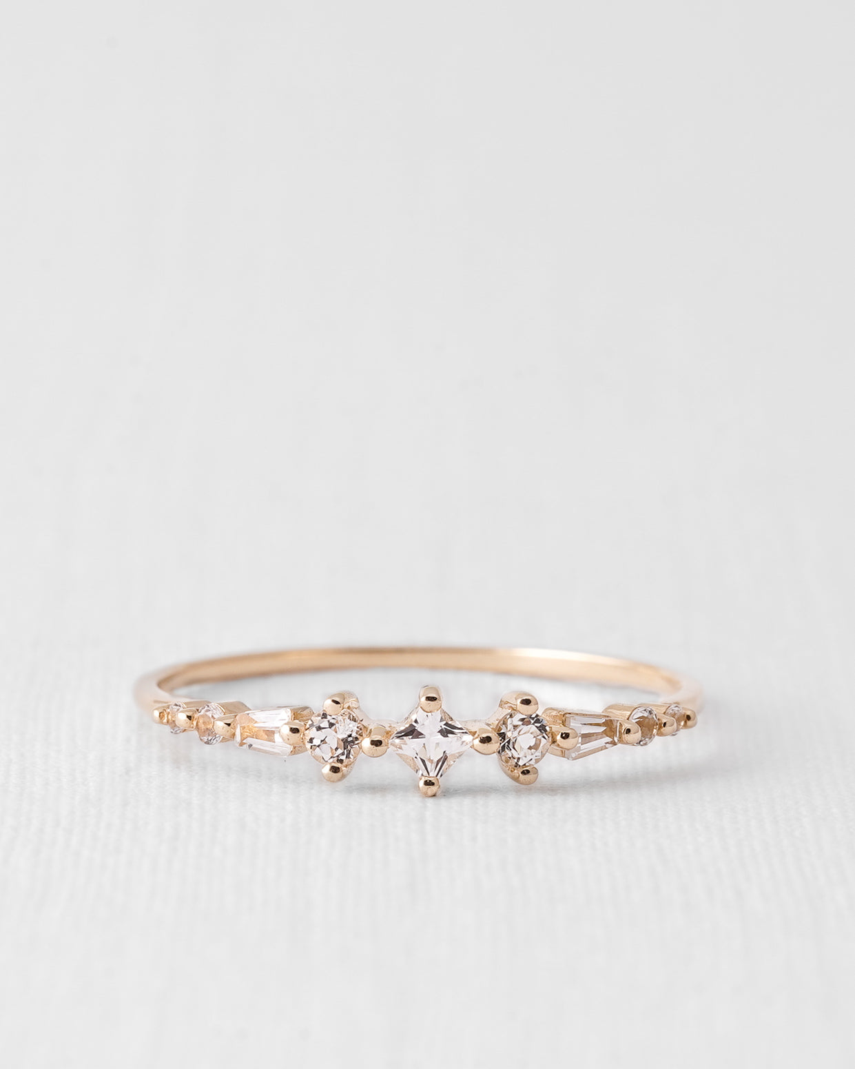 Evadne | 14K Witte Topaas Stacking Ring