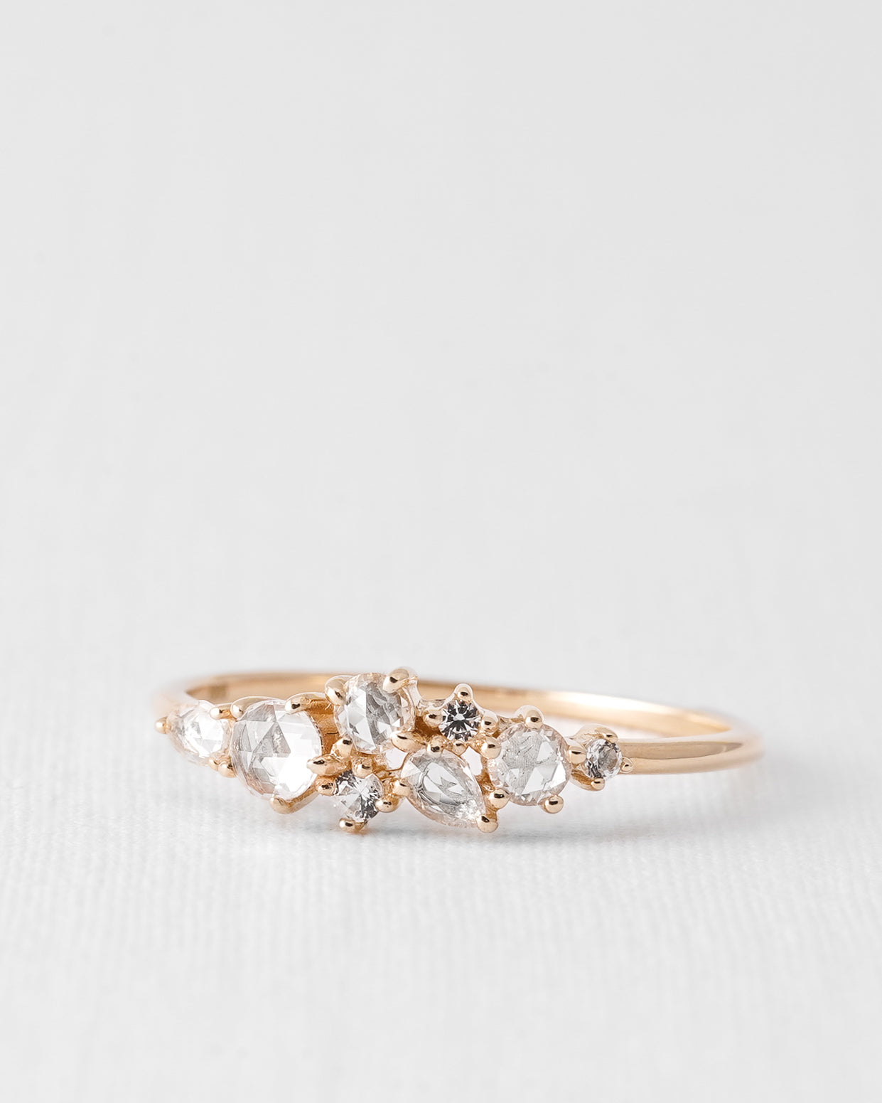 Elysia | 14K Witte Saffier Cluster Ring