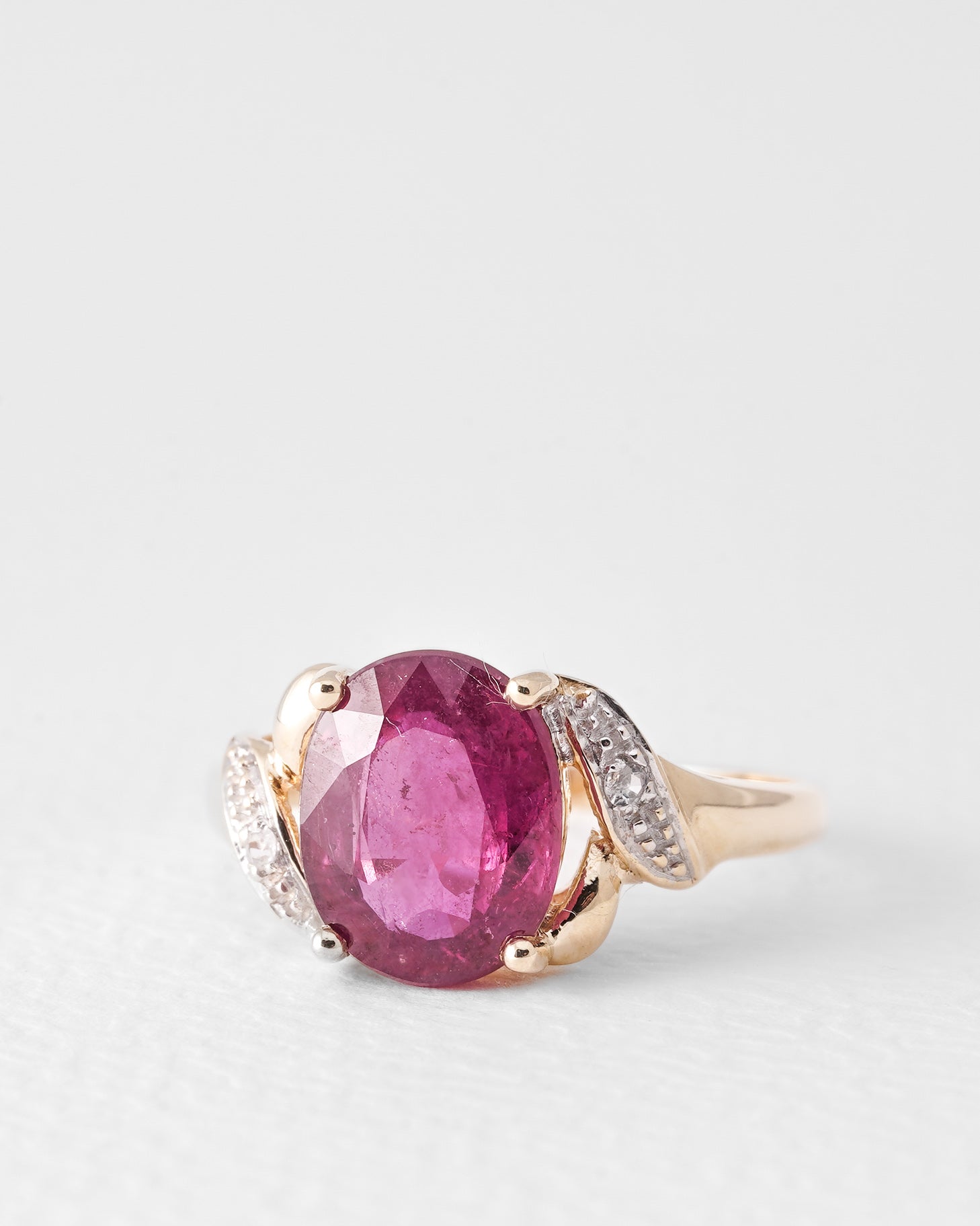 Tiri | Vintage Robijn & Diamant Ring