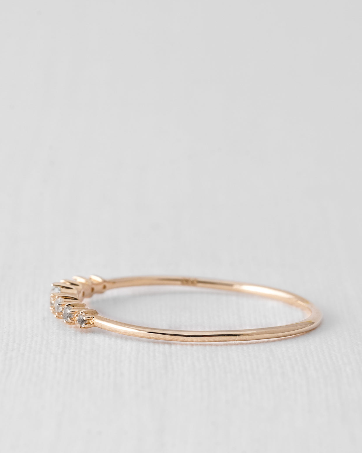 Celine | 14K Blauwe Topaas Stacking Ring