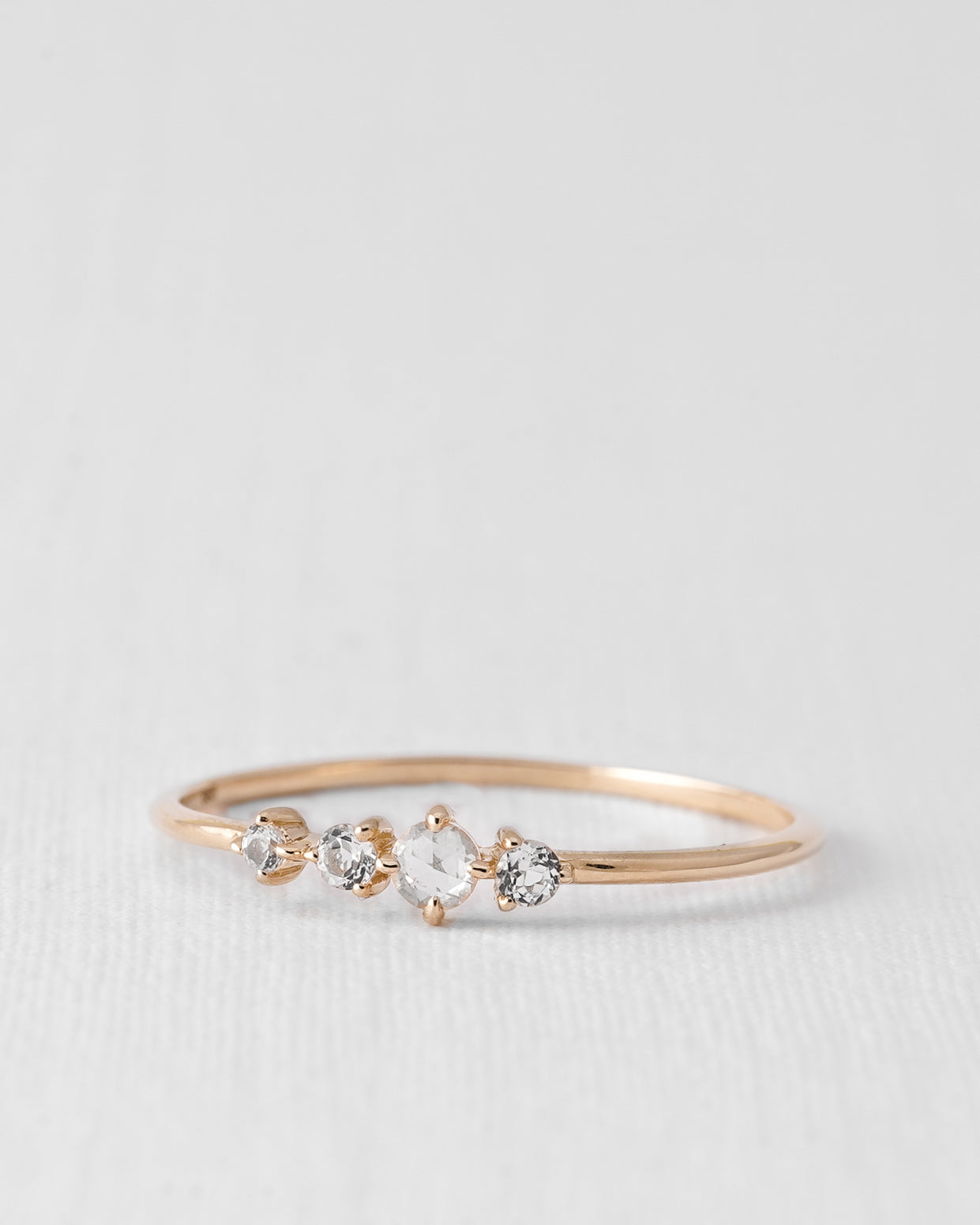 Alira | 14K Witte Saffier Dress Ring