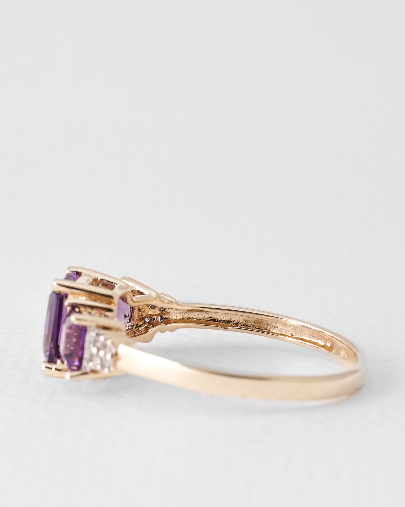 Feya | Vintage Amethist & Diamant Ring