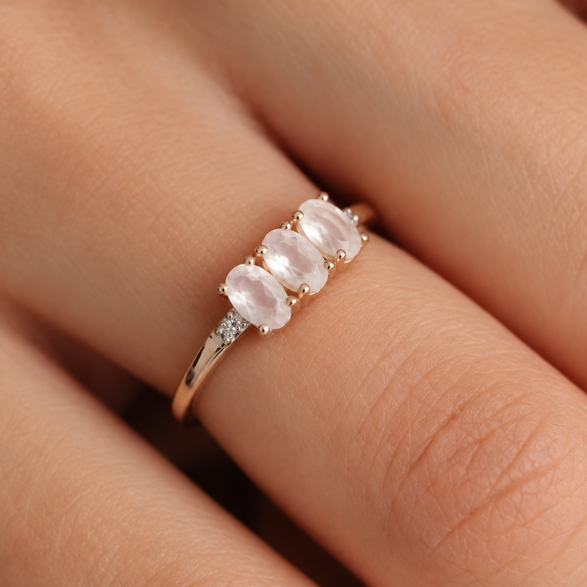 Luna | Regenboogmaansteen & Diamant Ring