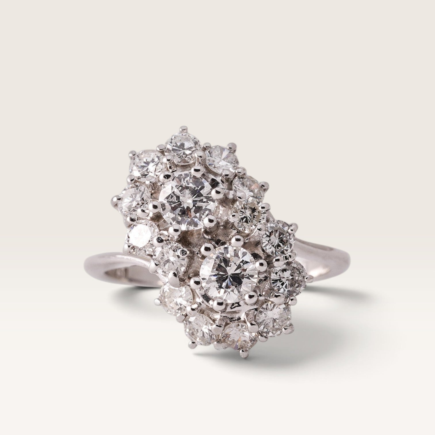 Elani | 18K Diamond Dress Ring - Menina Amsterdam