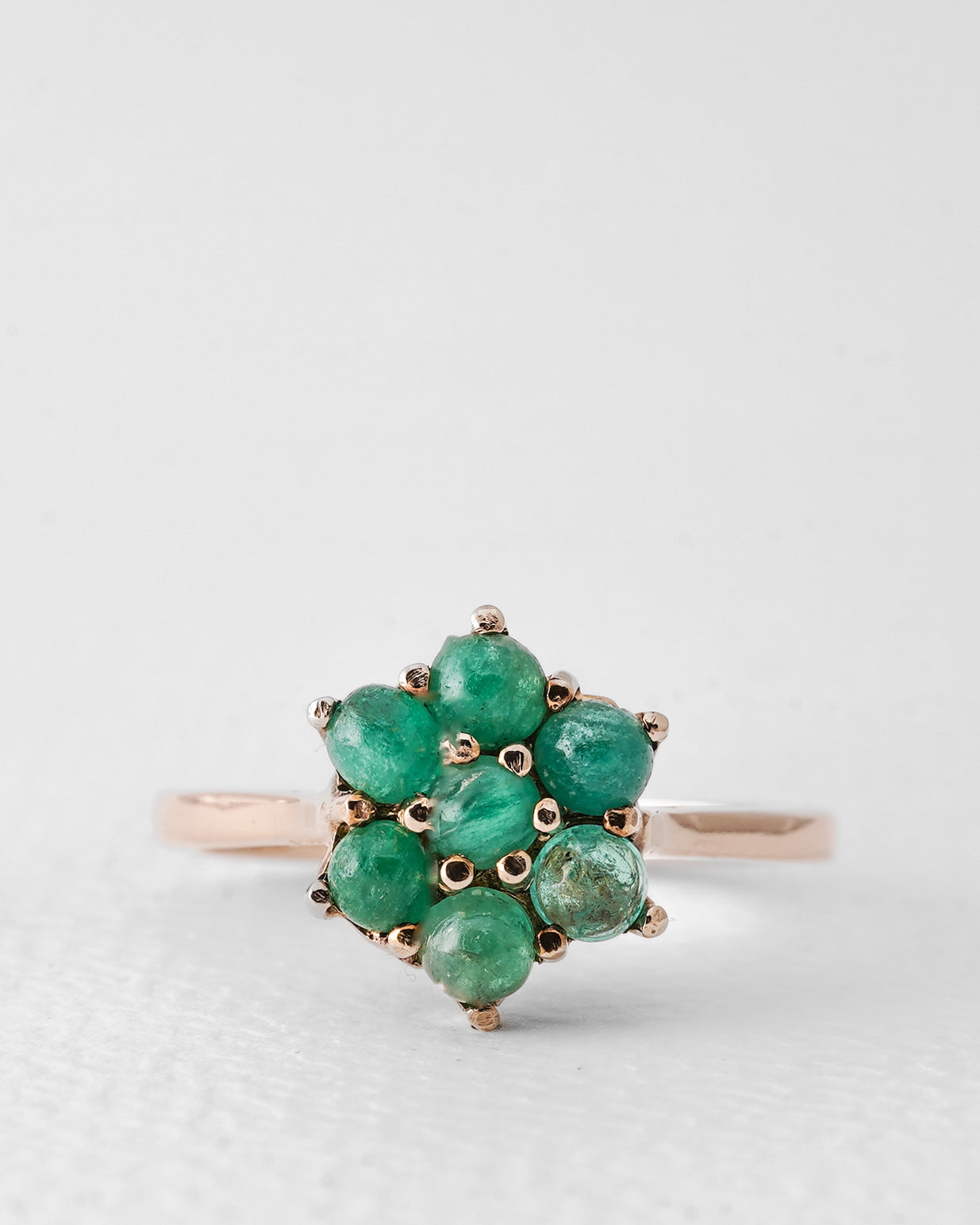 Esmeralda | Vintage Cabochon Smaragd Cluster Ring