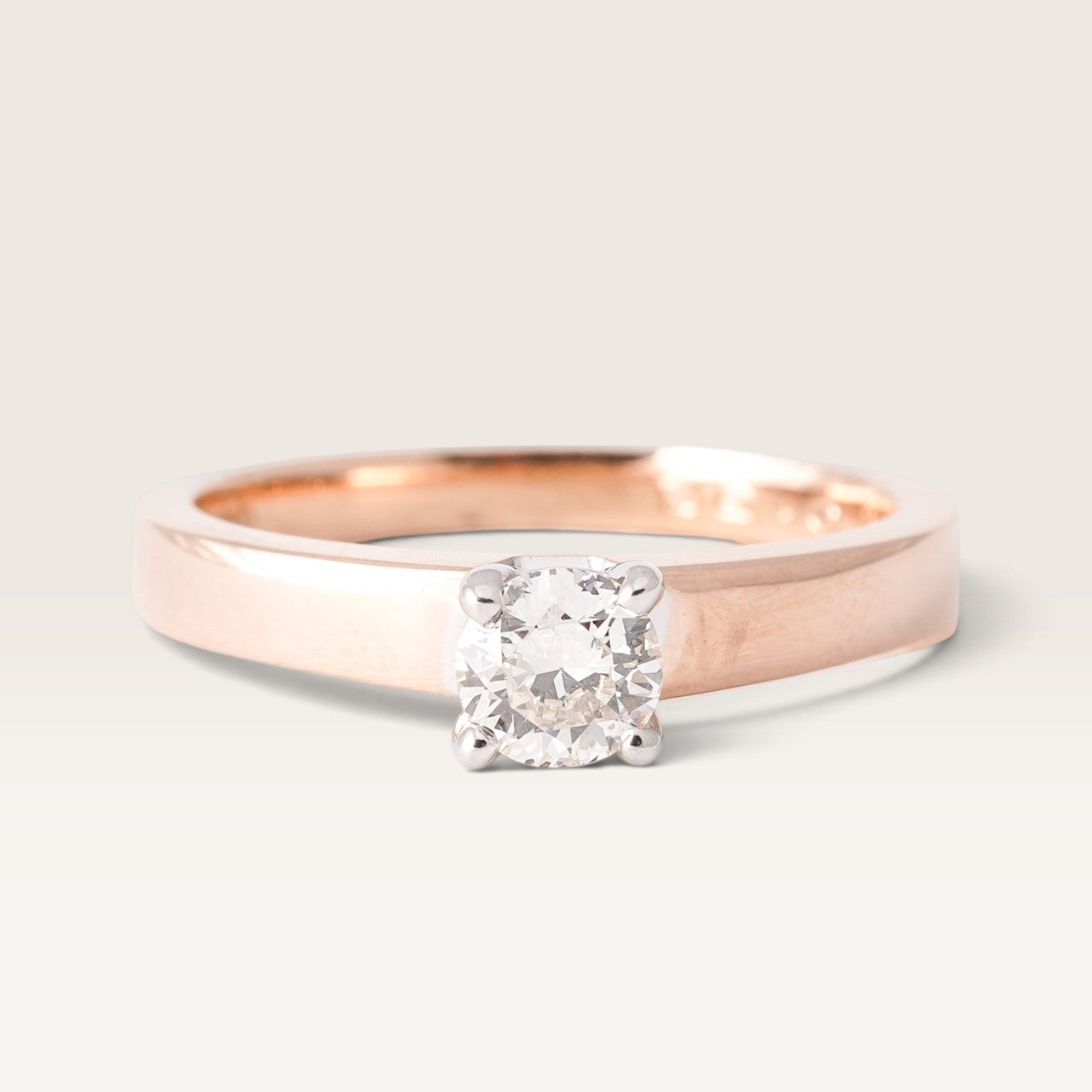 Fleur | 14K Diamond Solitaire Ring - Menina Amsterdam