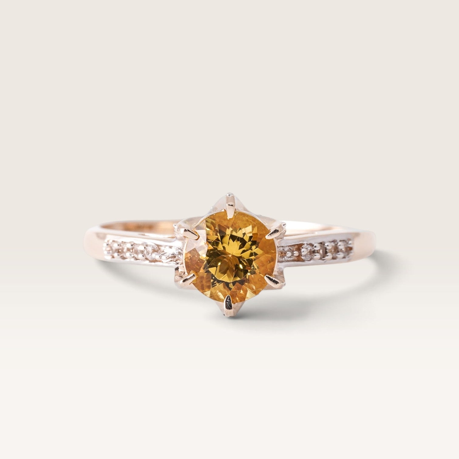 Lemonyra | Vintage Kwarts Solitaire & Diamant Details Ring - Menina Amsterdam