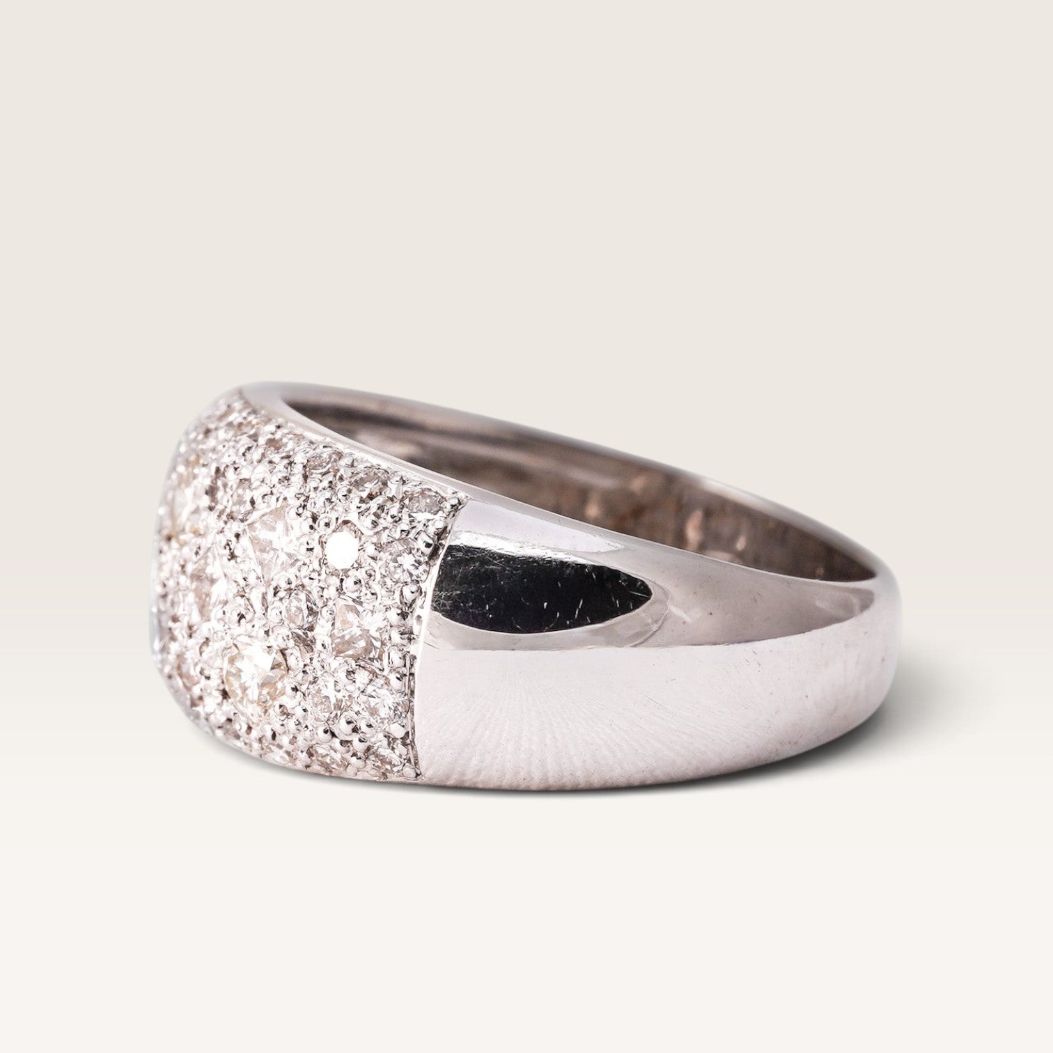 Mireya | 18K Diamond Pavé Ring - Menina Amsterdam