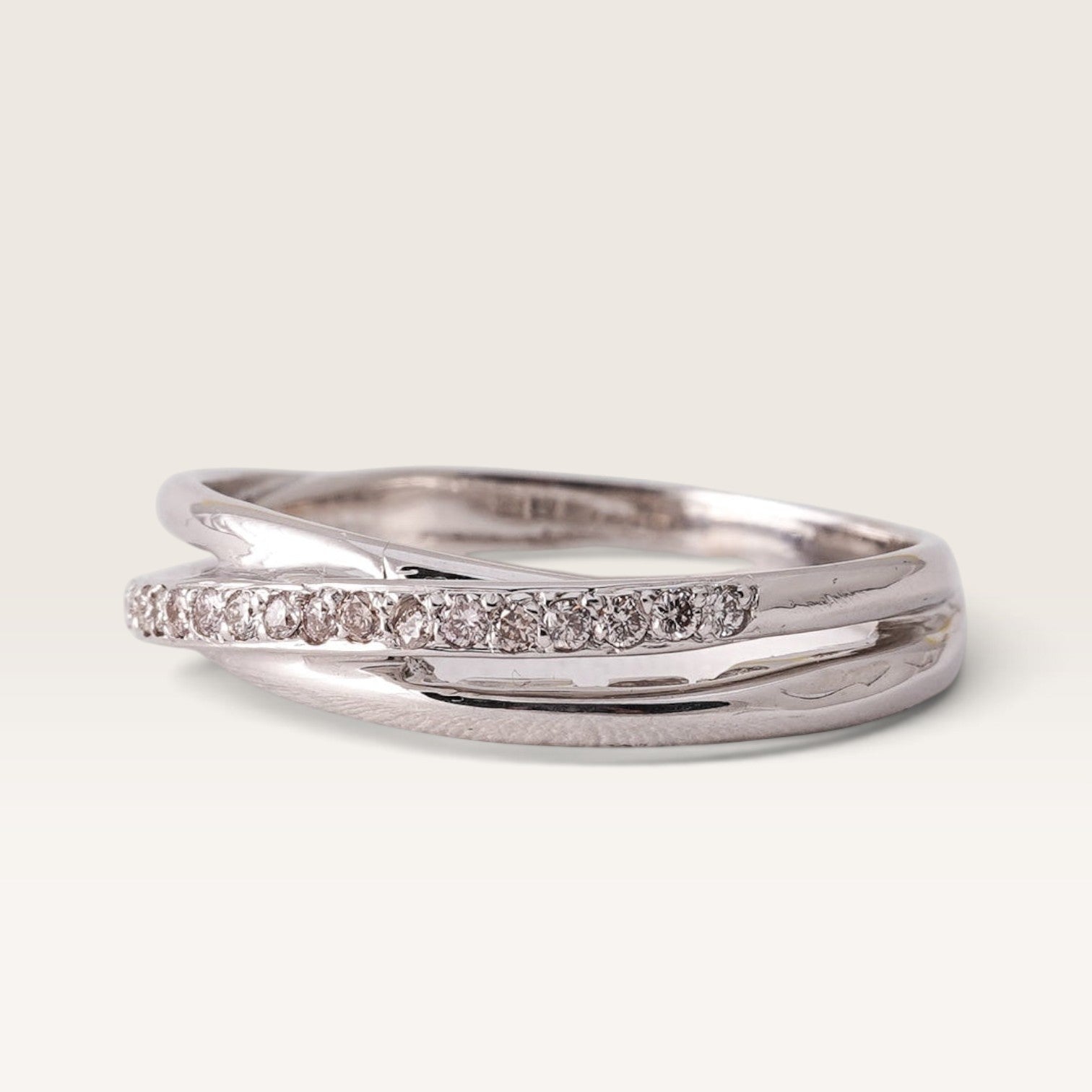 Vian | 14K Diamond Band Ring - Menina Amsterdam