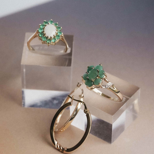 Amary | Vintage Emerald & Diamond Cluster Ring - Menina Amsterdam