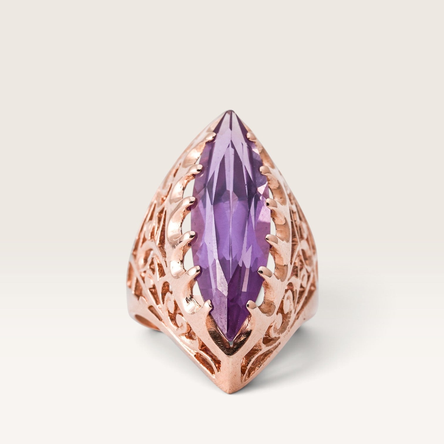 Athenia | 14K Rosé Gouden Amethist Marquise Ring - Menina Amsterdam
