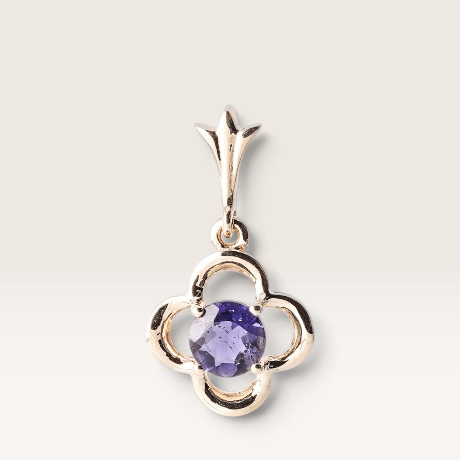Chloé | Vintage Blueberry Kwarts Hanger - Menina Amsterdam