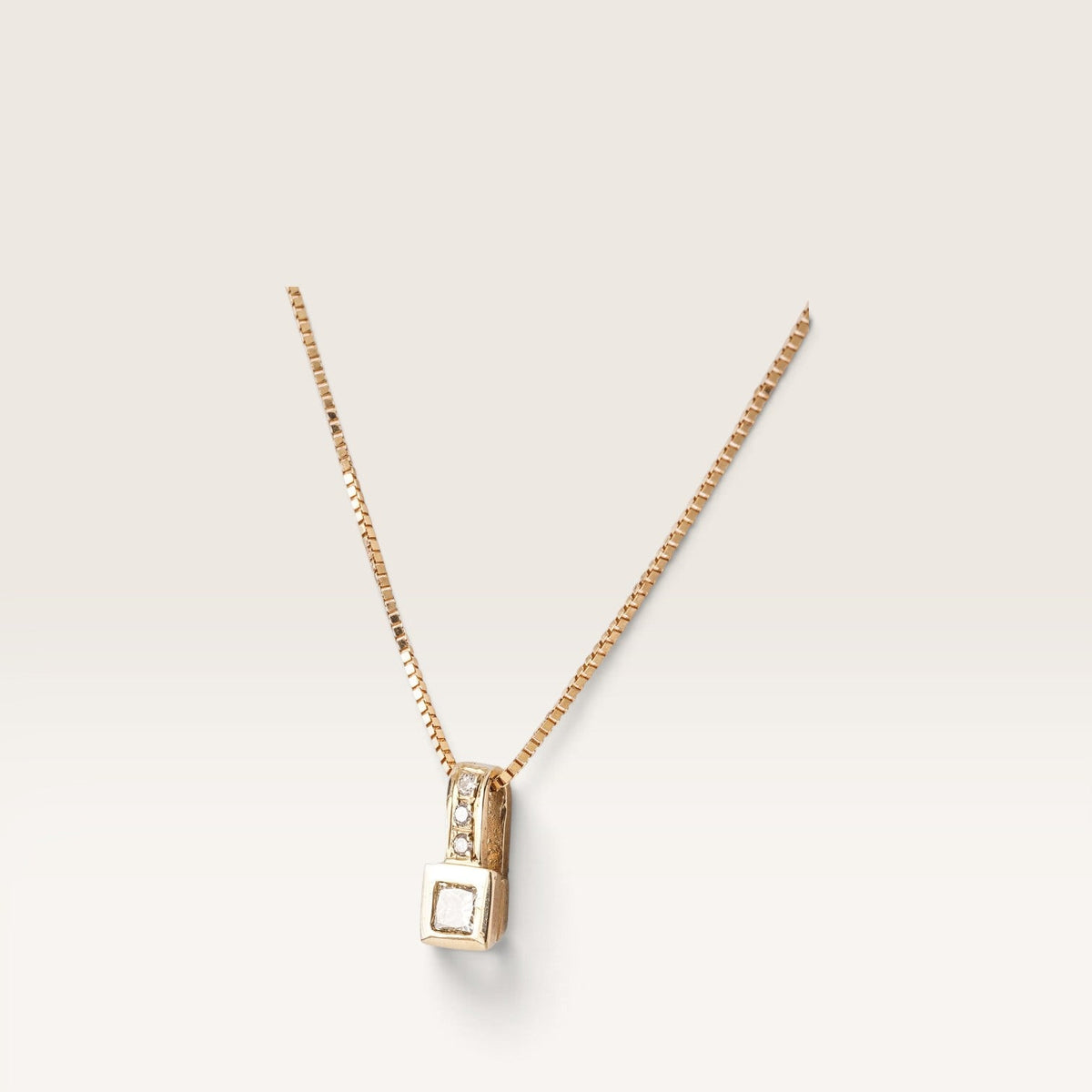 Ema | 14K Diamond Pendant - Menina Amsterdam
