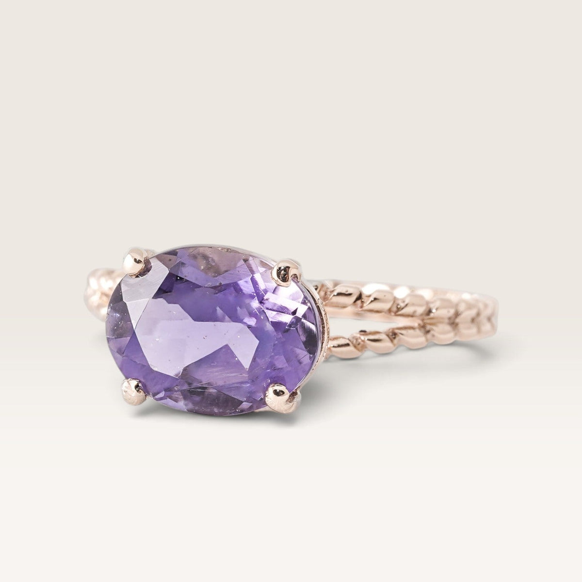Ioly | Vintage Ioliet Solitaire Ring - Menina Amsterdam