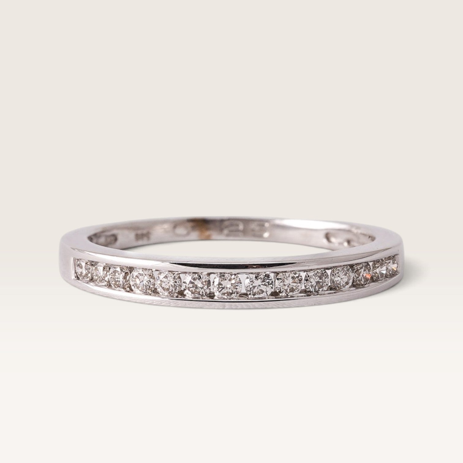 Lirie | 14K Diamant Half Eternity Ring - Menina Amsterdam