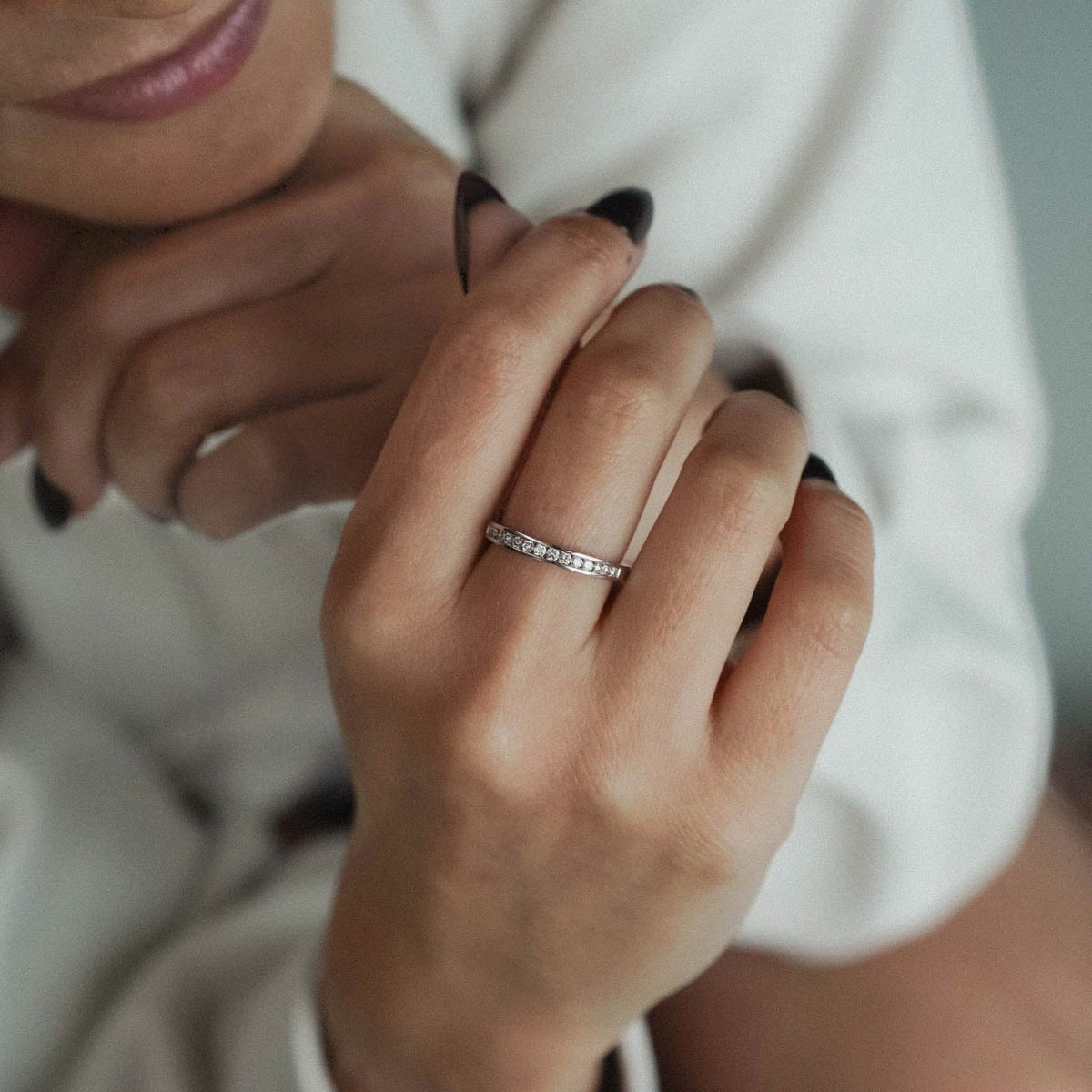 Lirie | 14K Diamond Half Eternity Ring - Menina Amsterdam