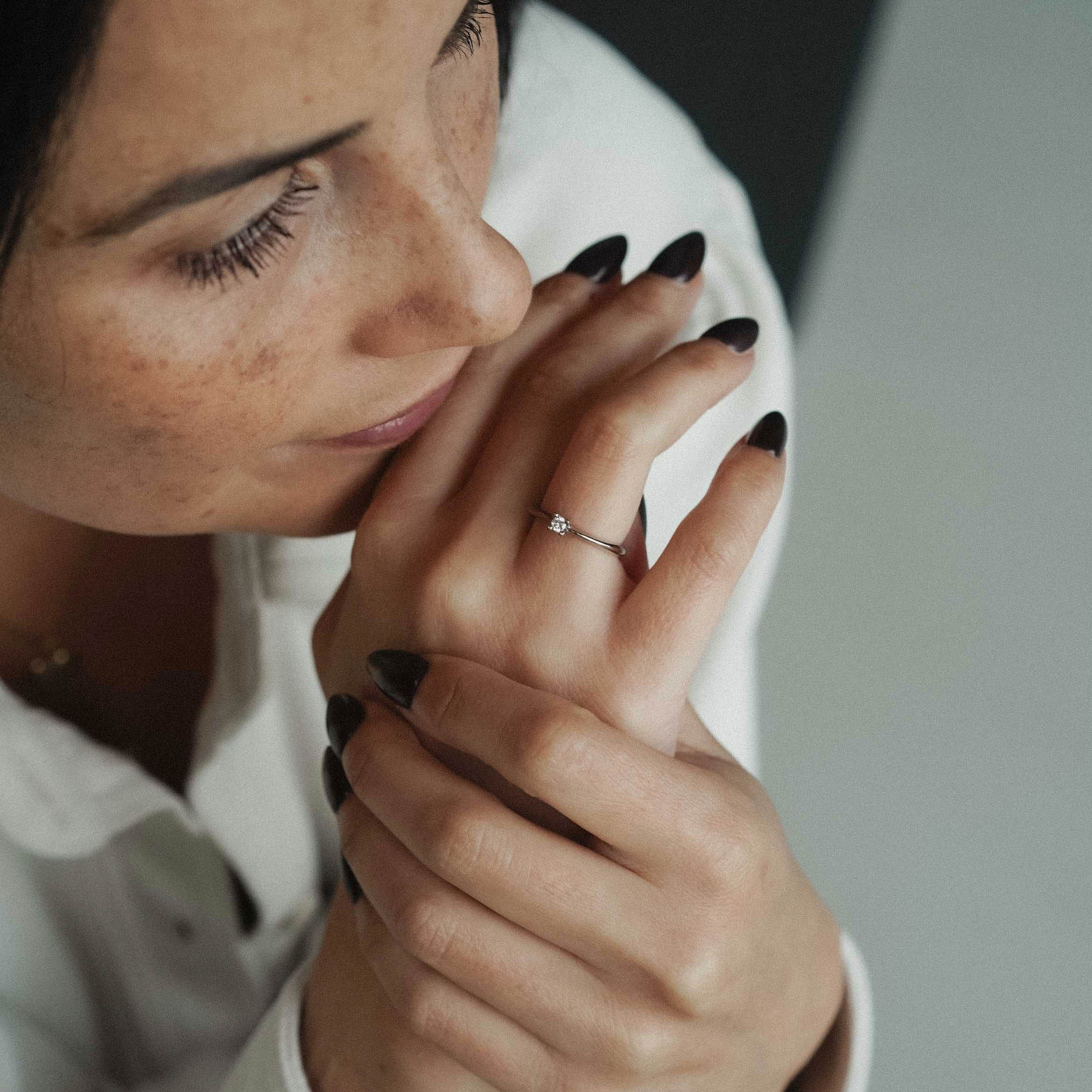 Lirius | 14K Diamant Solitair Ring - Menina Amsterdam