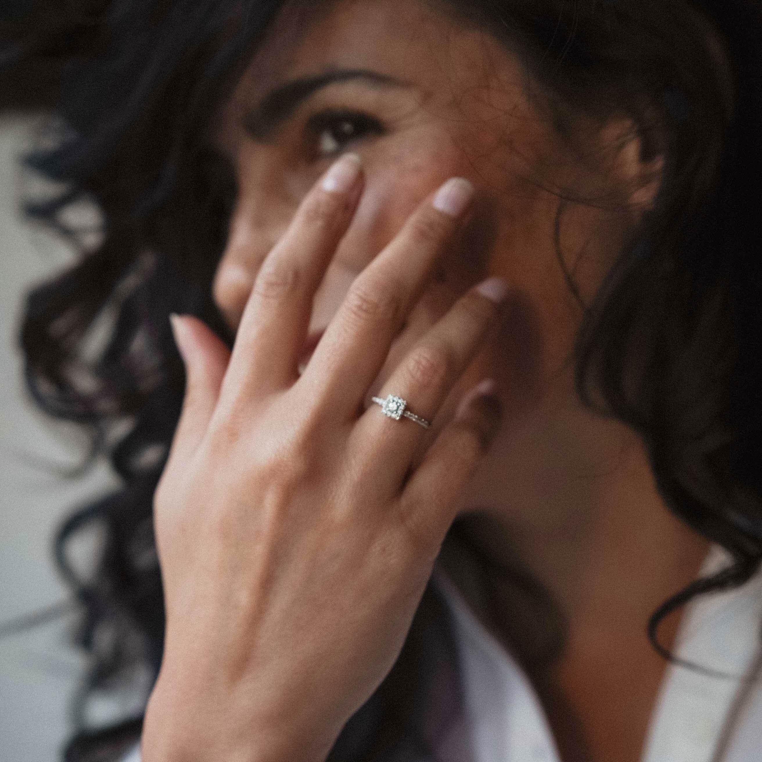 Maartje | 14K Diamond Solitaire Ring - Menina Amsterdam