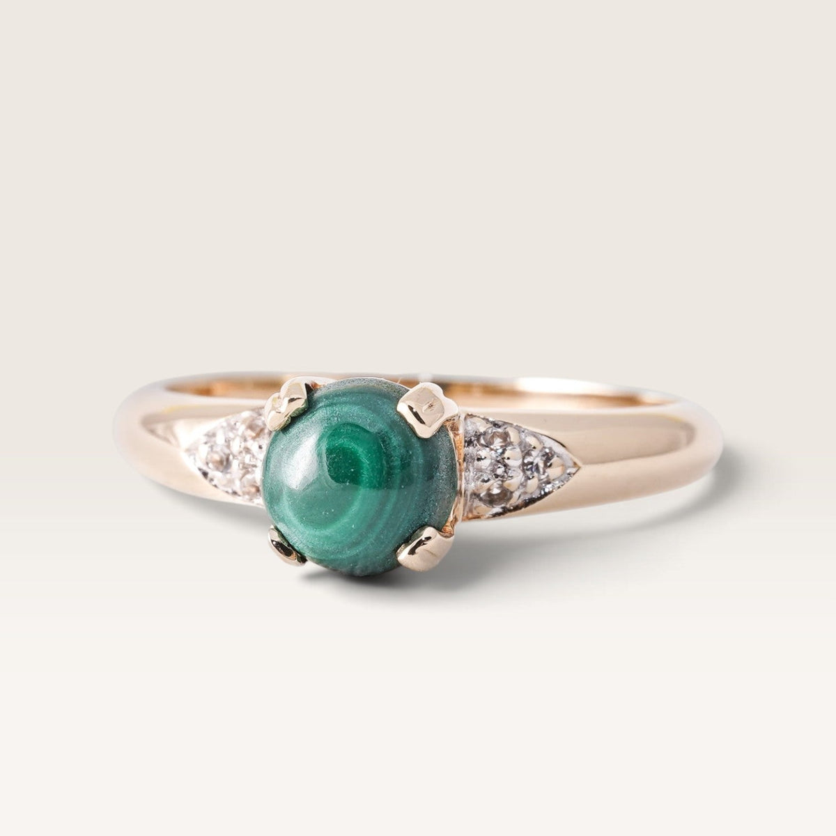 Malvera | Vintage Malachiet Solitaire & Diamant Details Ring - Menina Amsterdam