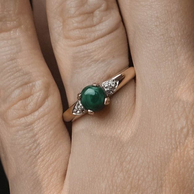 Malvera | Vintage Malachiet Solitaire & Diamant Details Ring - Menina Amsterdam